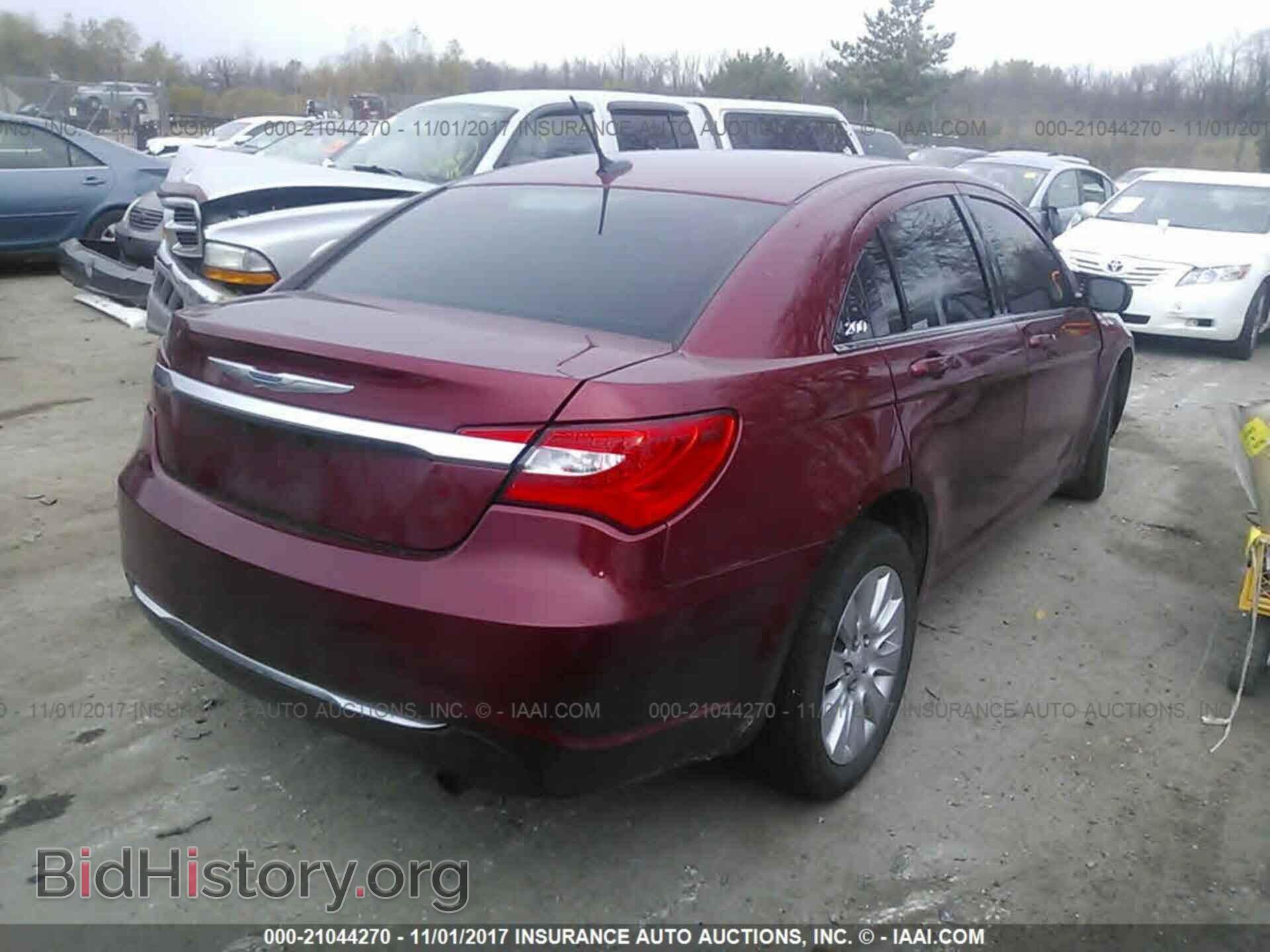 2014 Chrysler 200 - VIN: 1C3CCBAB0EN206644 - Photo 4