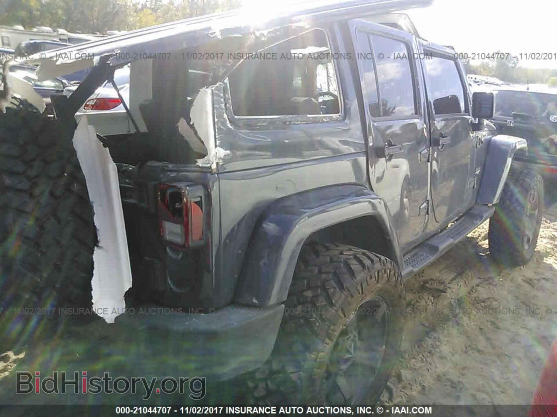 2016 Jeep Wrangler - VIN: 1C4BJWEG5GL210892 - Фото 4