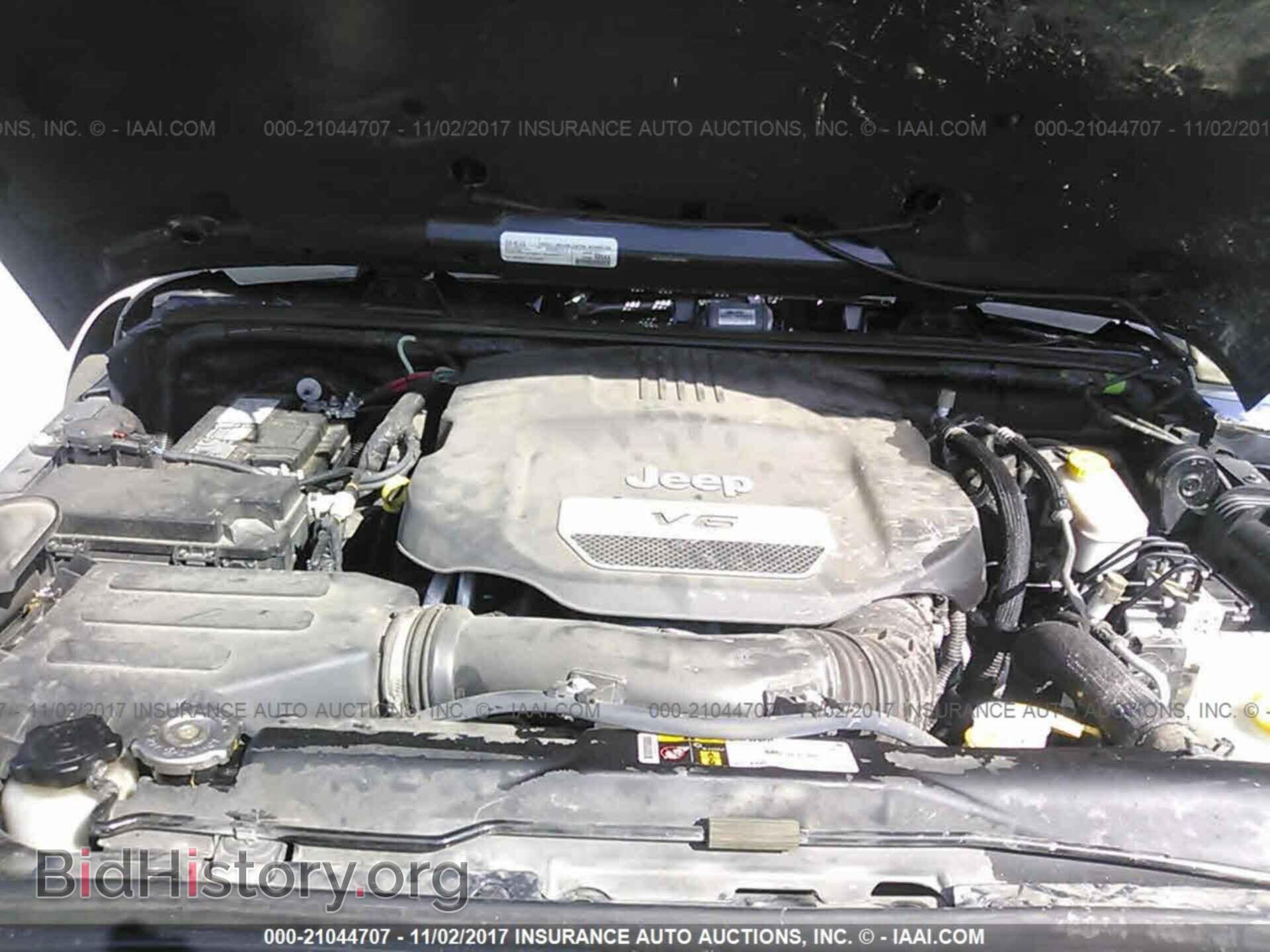 2016 Jeep Wrangler - VIN: 1C4BJWEG5GL210892 - Фото 10