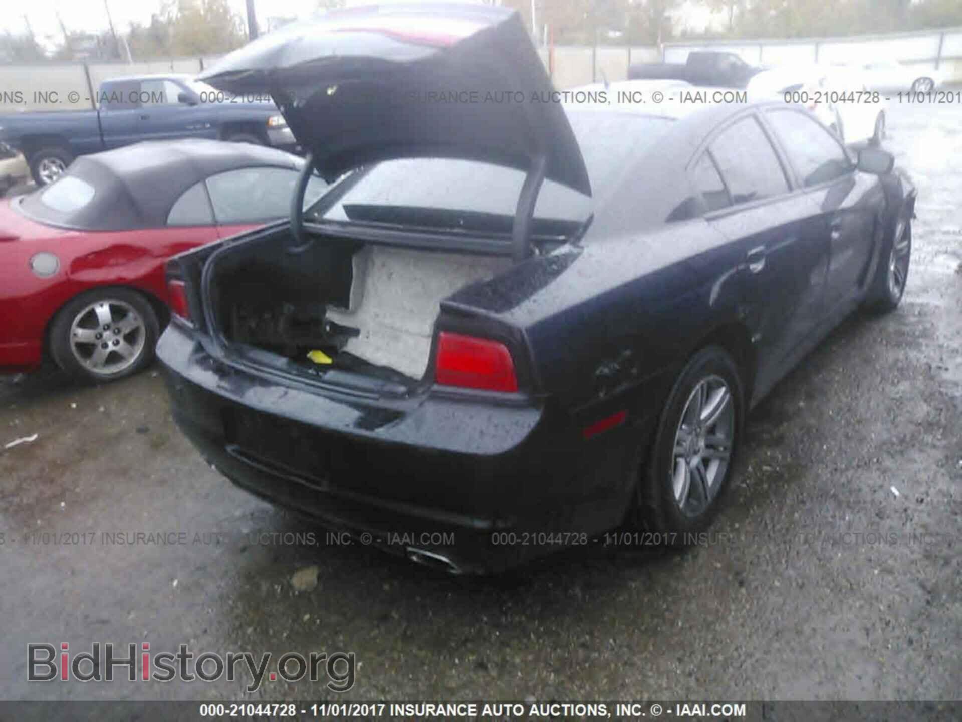2012 Dodge Charger - VIN: 2C3CDXAT5CH190692 - Фото 4