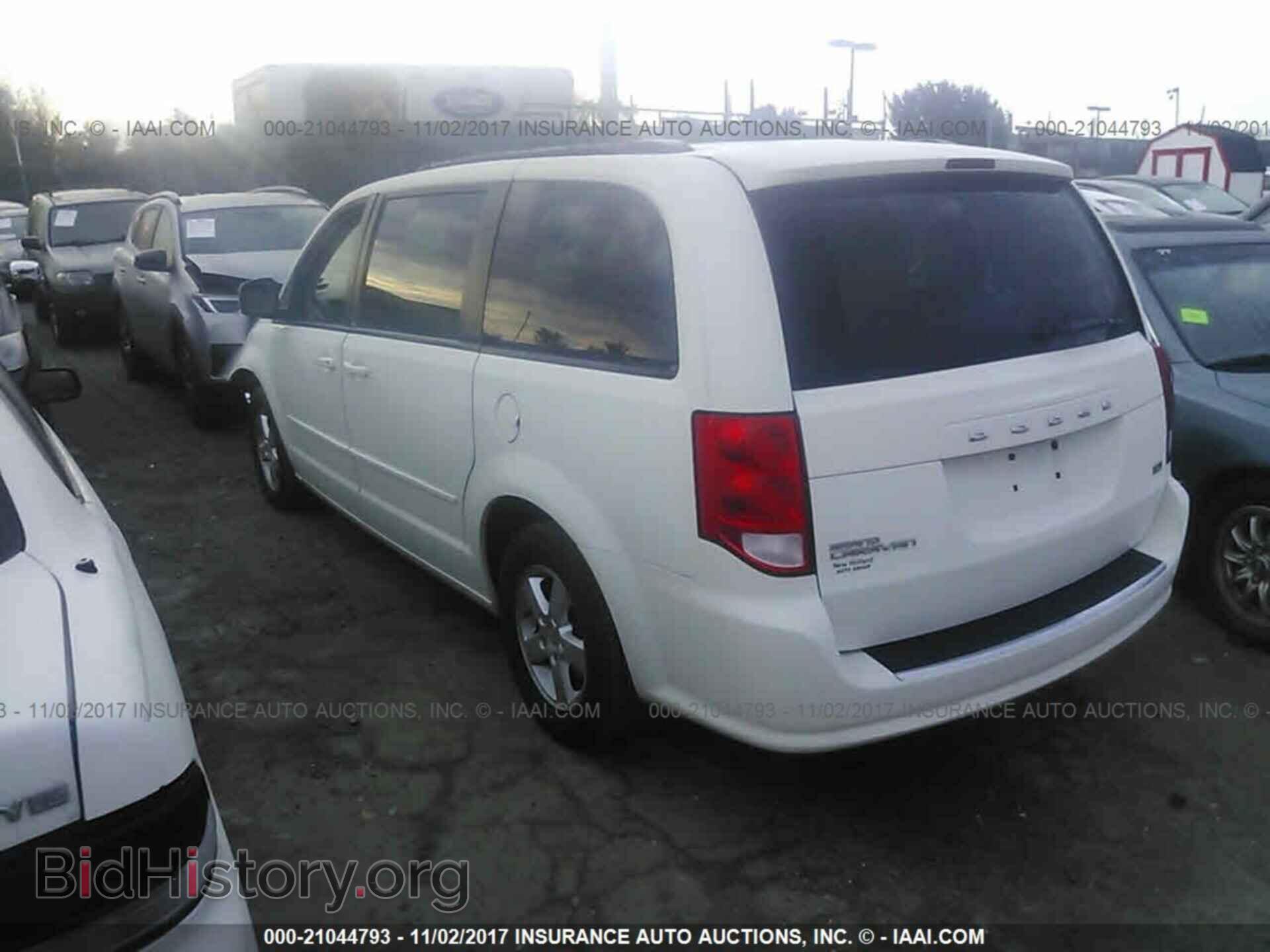 2011 Dodge Grand caravan - VIN: 2D4RN3DG5BR692916 - Фото 3