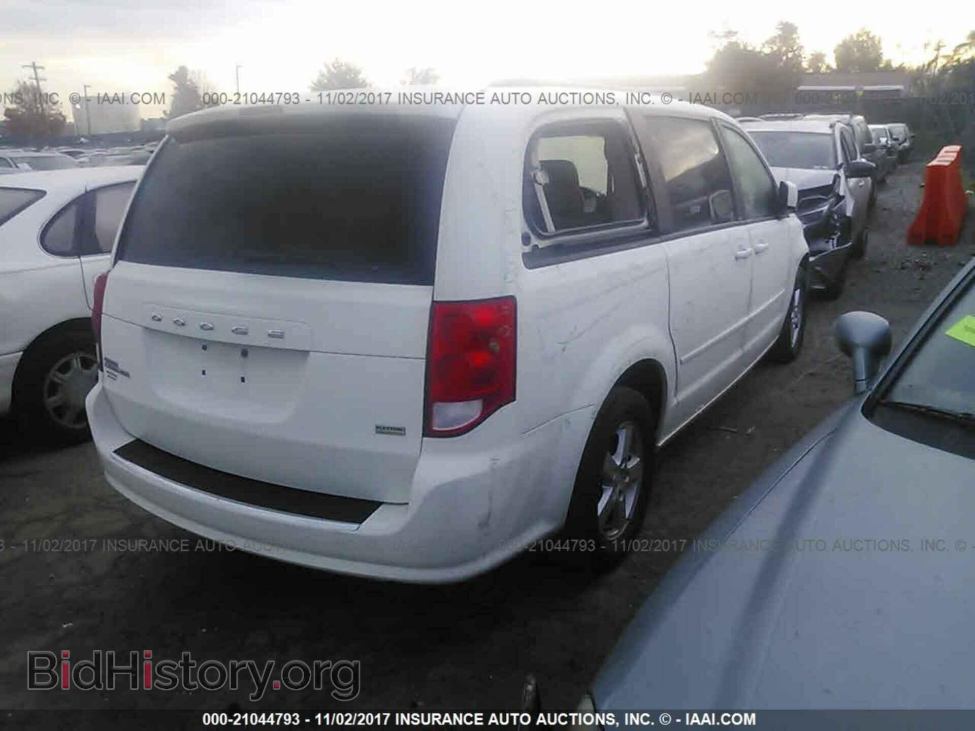 2011 Dodge Grand caravan - VIN: 2D4RN3DG5BR692916 - Фото 4