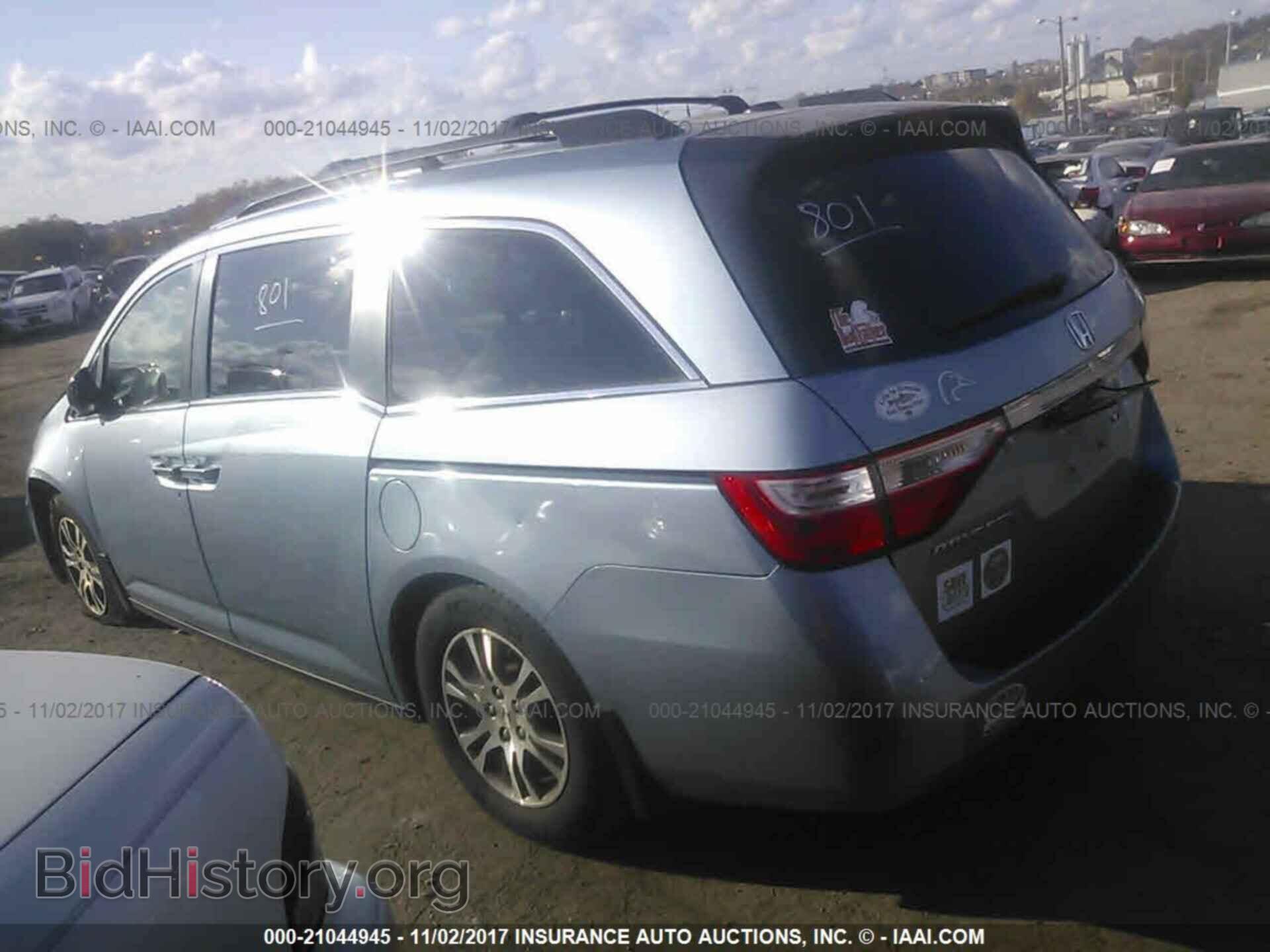 2013 Honda Odyssey - VIN: 5FNRL5H63DB059202 - Фото 3