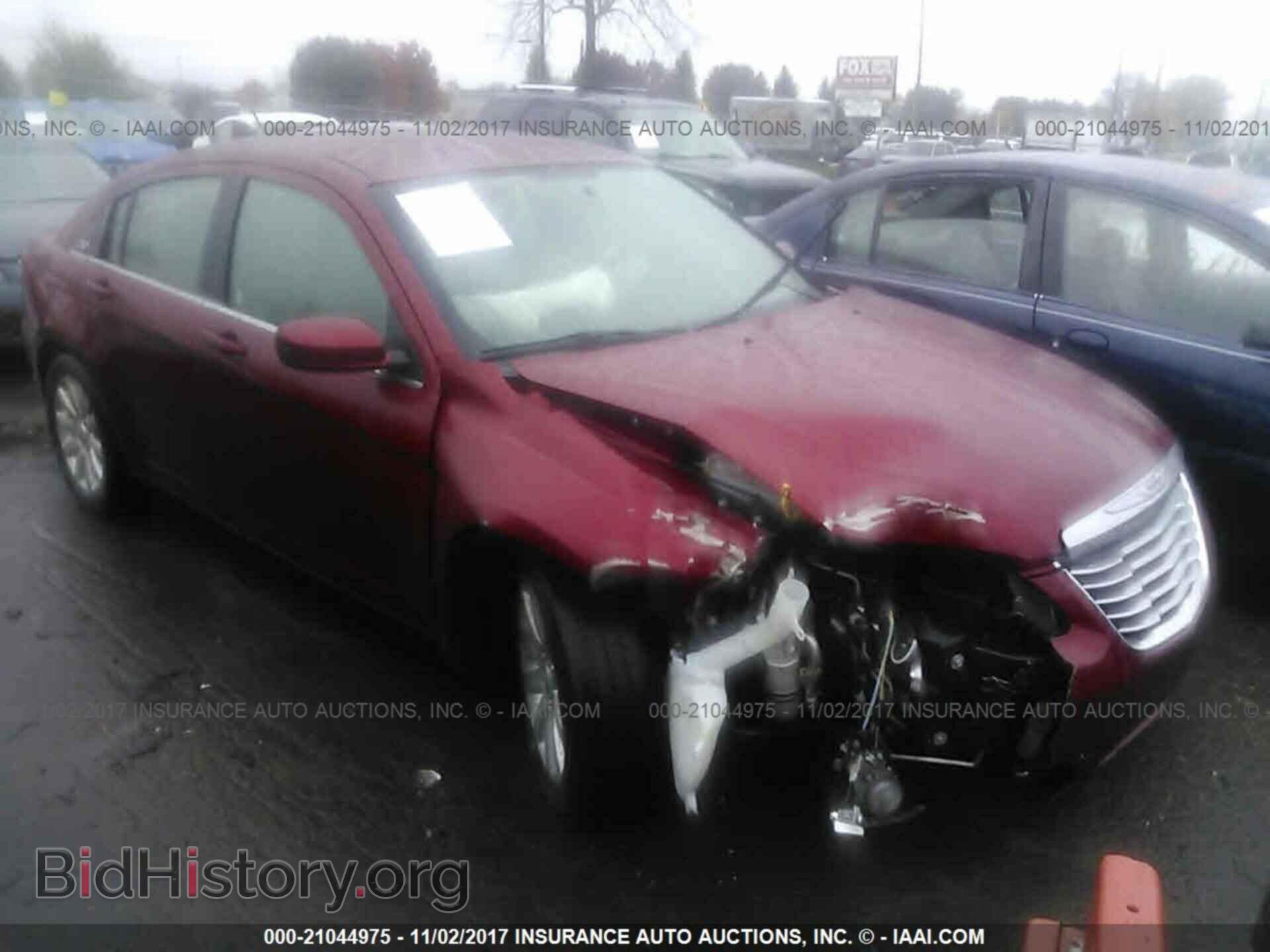 Photo 1C3CCBBB5DN570703 - Chrysler 200 2013