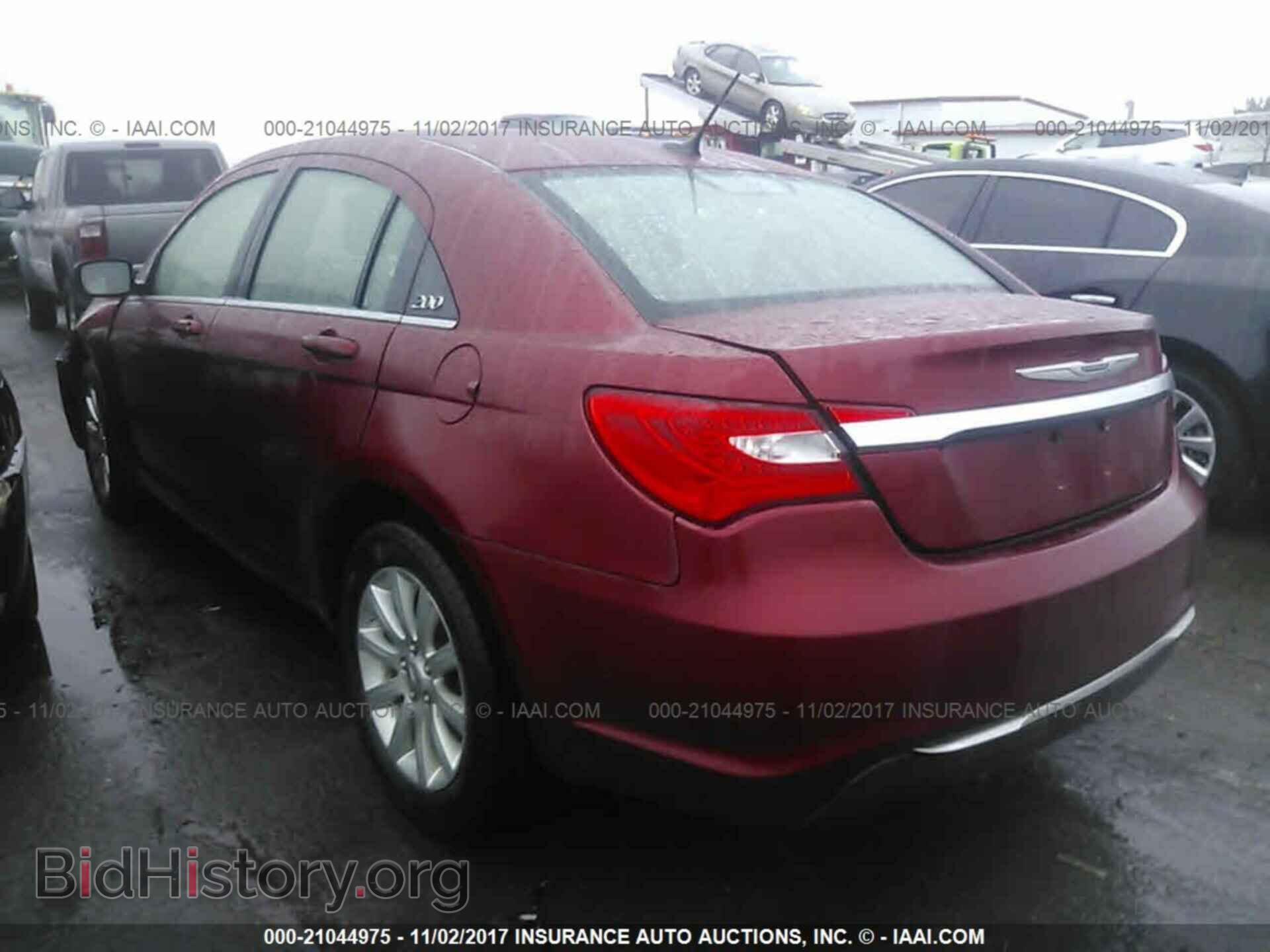 2013 Chrysler 200 - VIN: 1C3CCBBB5DN570703 - Photo 3