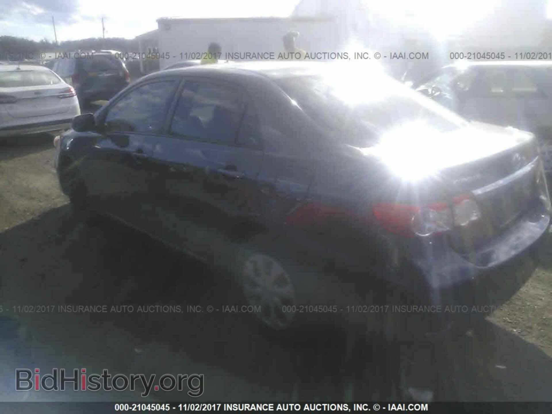 2011 Toyota Corolla - VIN: JTDBU4EE3B9135237 - Фото 3