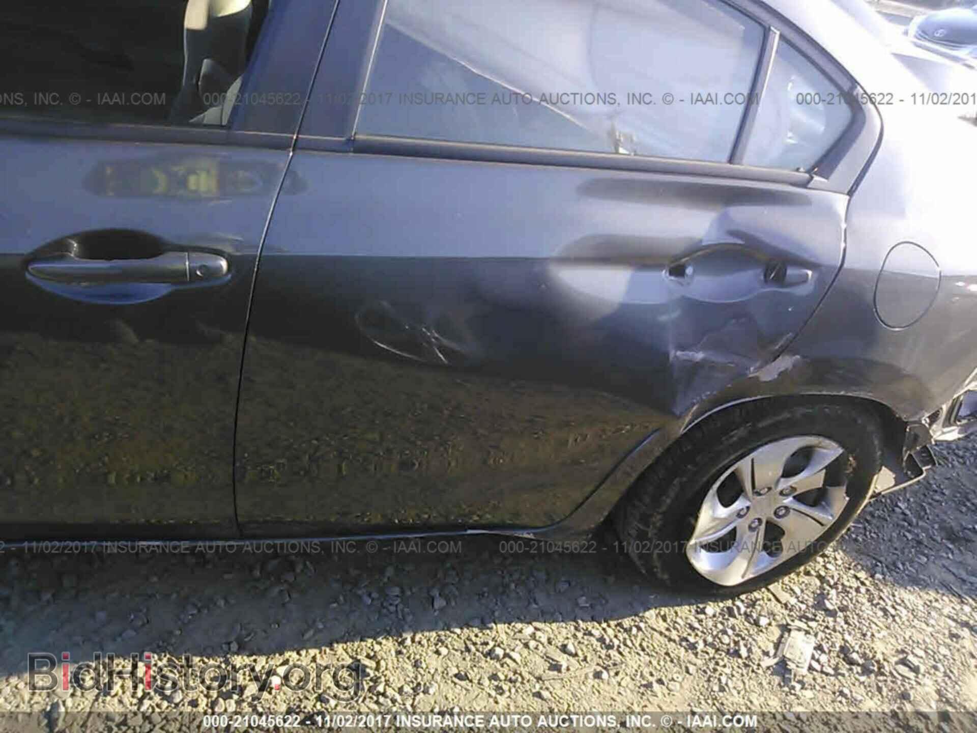 2013 Honda Civic - VIN: 2HGFB2F57DH602352 - Photo 8
