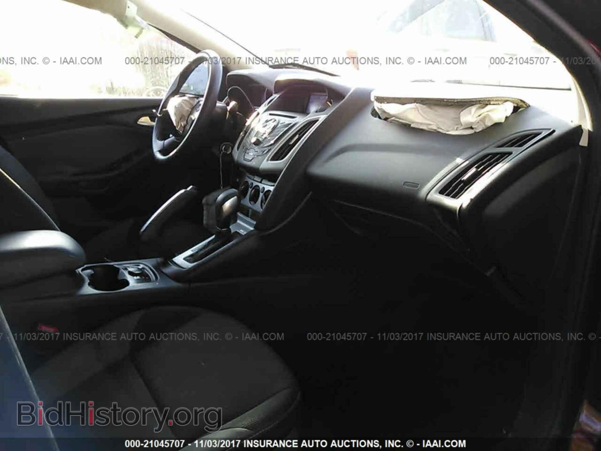 2014 Ford Focus - VIN: 1FADP3F20EL107021 - Photo 5