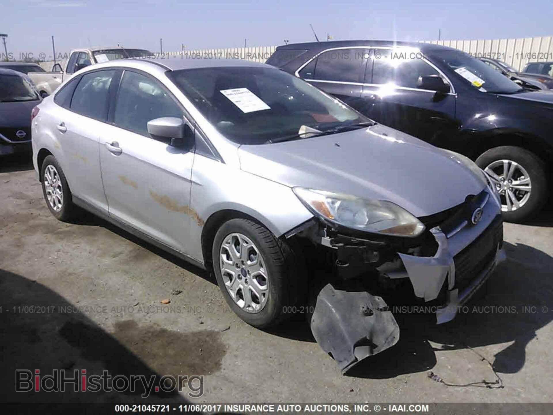 Фотография 1FAHP3F29CL235238 - Ford Focus 2012