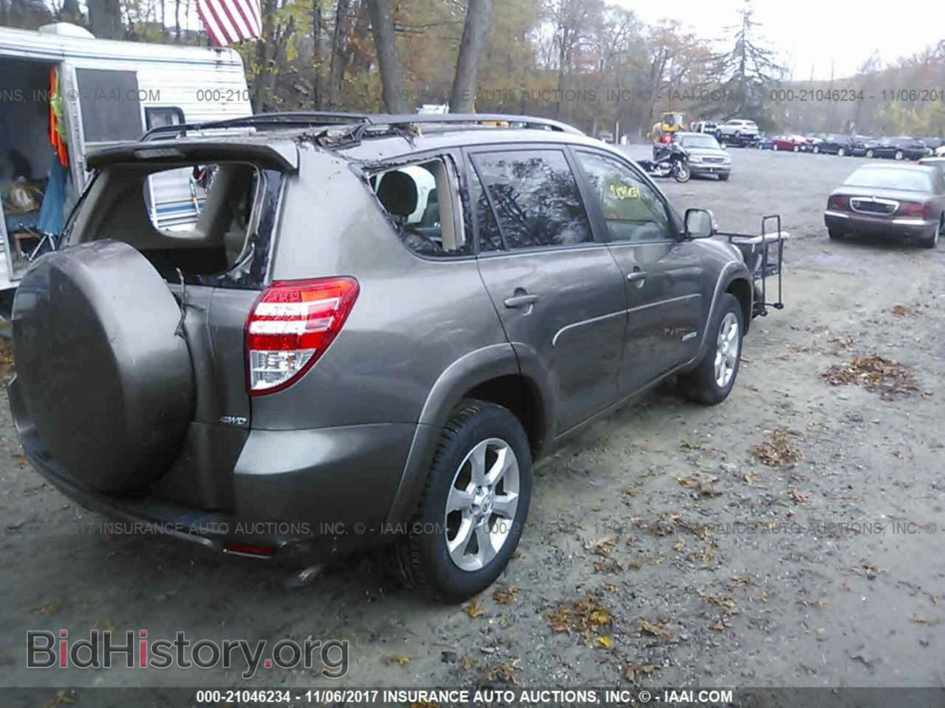 2011 Toyota Rav4 - VIN: 2T3DK4DV1BW044306 - Фото 4