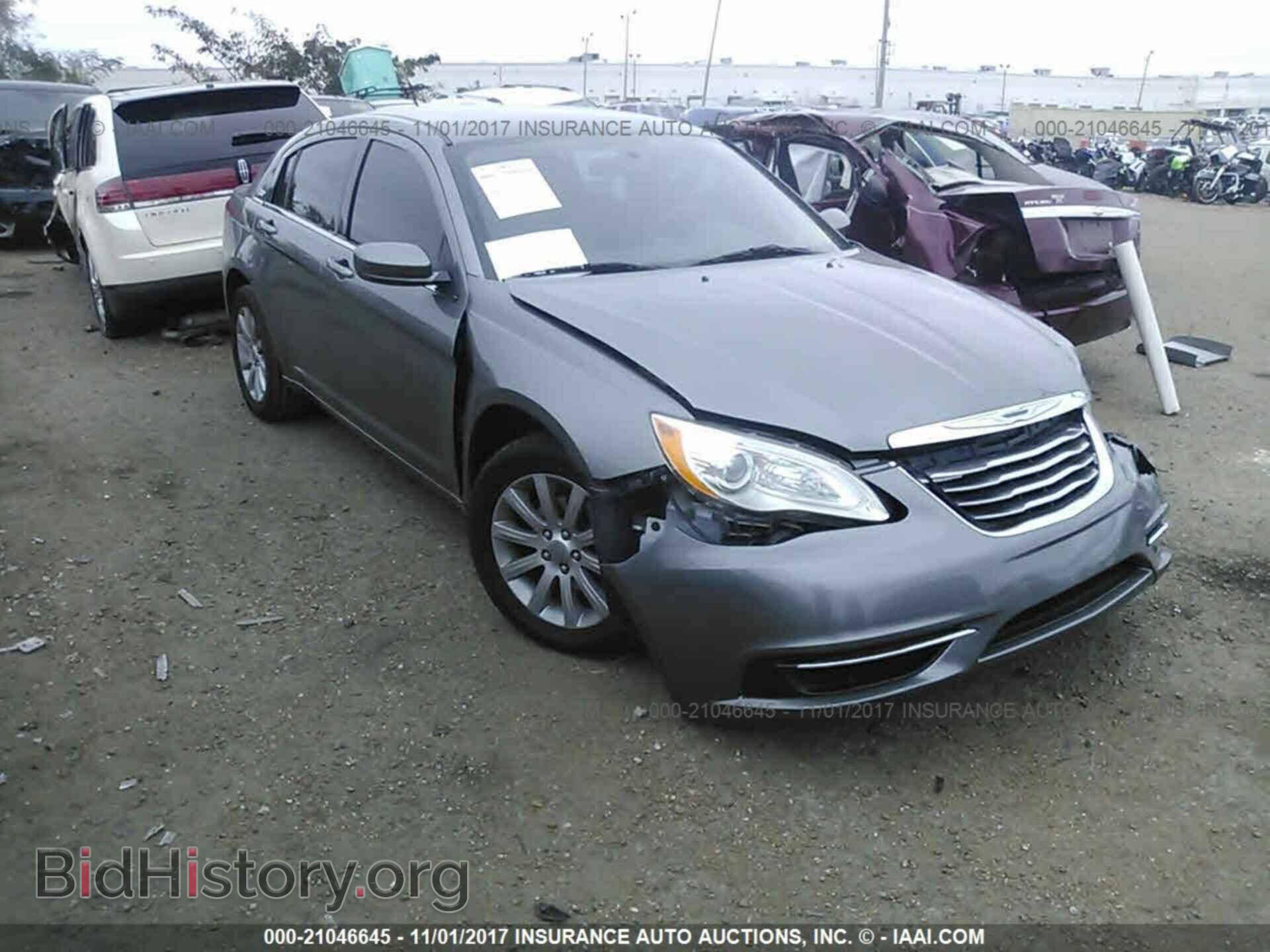 Photo 1C3CCBBB3DN549963 - Chrysler 200 2013