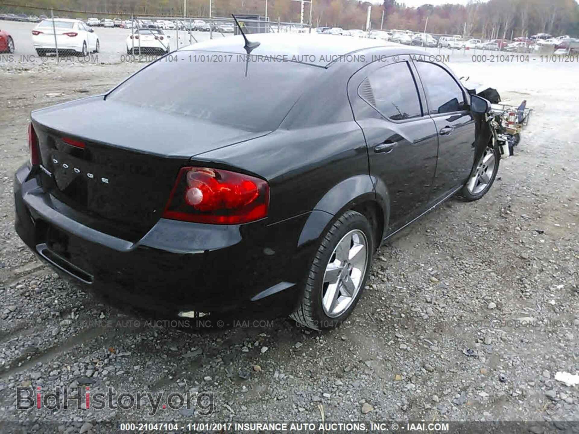 2013 Dodge Avenger - VIN: 1C3CDZAB1DN644500 - Photo 4