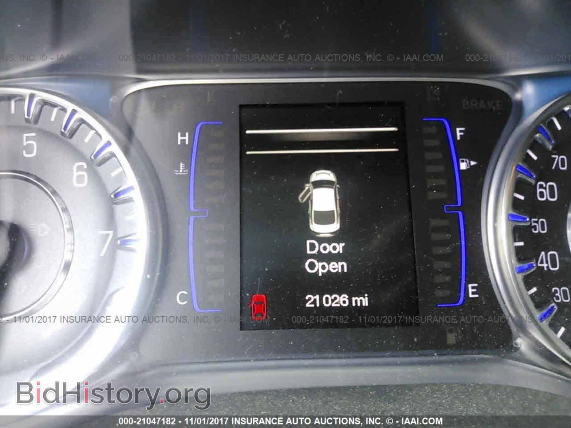 2015 Chrysler 200 - VIN: 1C3CCCAB7FN623525 - Фото 7