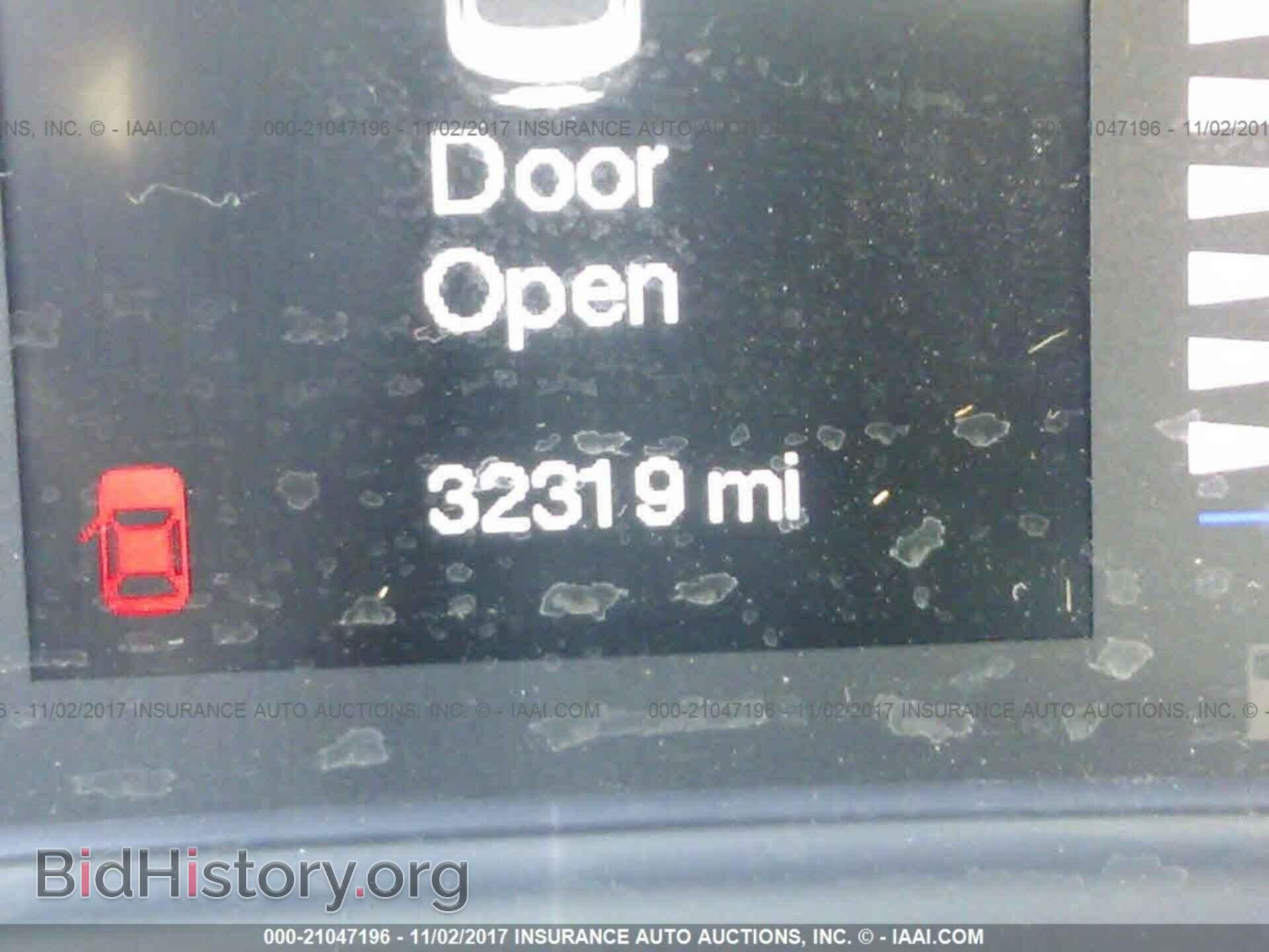 2015 Chrysler 200 - VIN: 1C3CCCAB3FN655405 - Photo 7