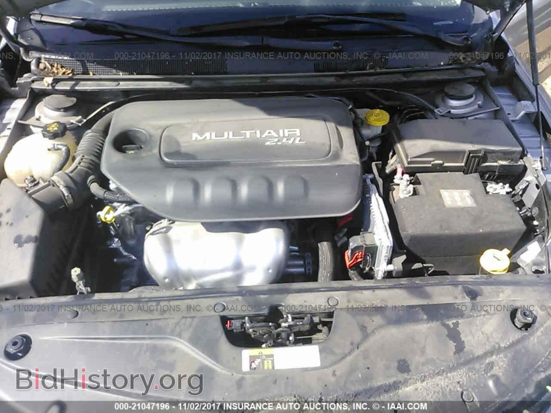 2015 Chrysler 200 - VIN: 1C3CCCAB3FN655405 - Photo 10