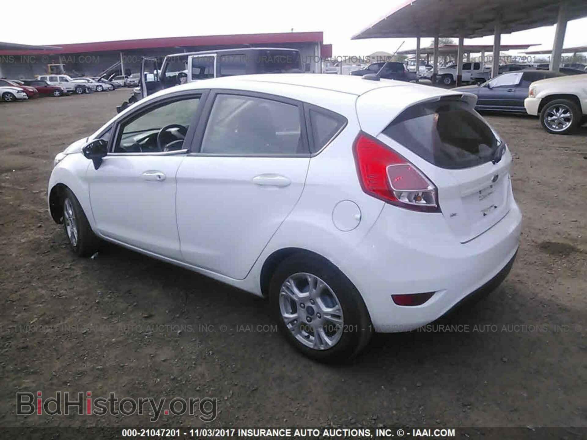 2015 Ford Fiesta - VIN: 3FADP4EJ8FM118623 - Фото 3