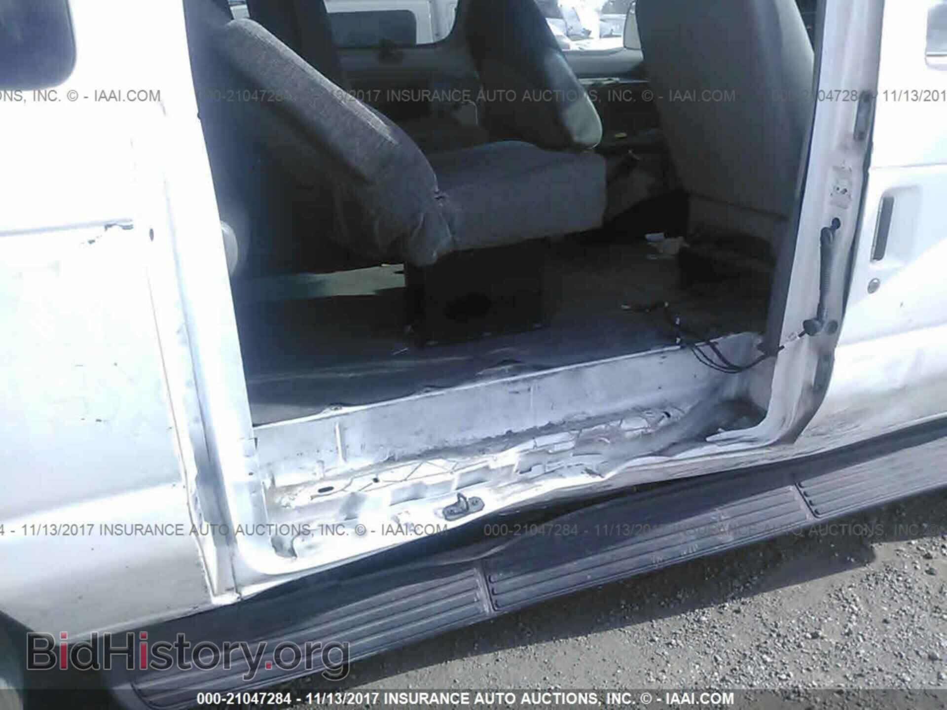 2011 Ford Econoline - VIN: 1FBSS3BLXBDA25497 - Photo 6