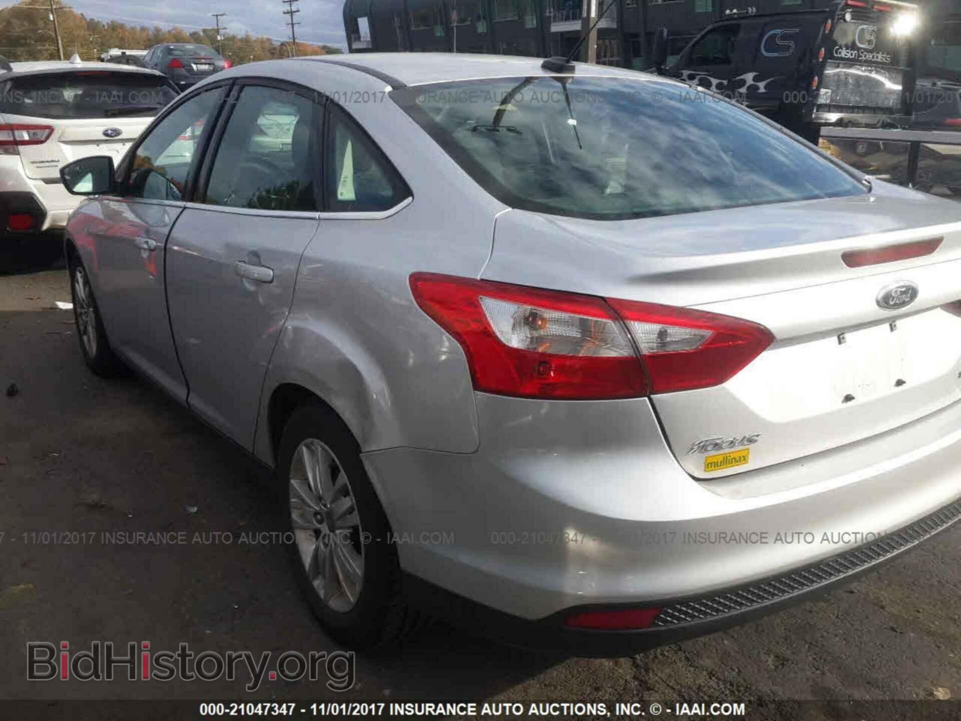2012 Ford Focus - VIN: 1FAHP3H2XCL453086 - Photo 3