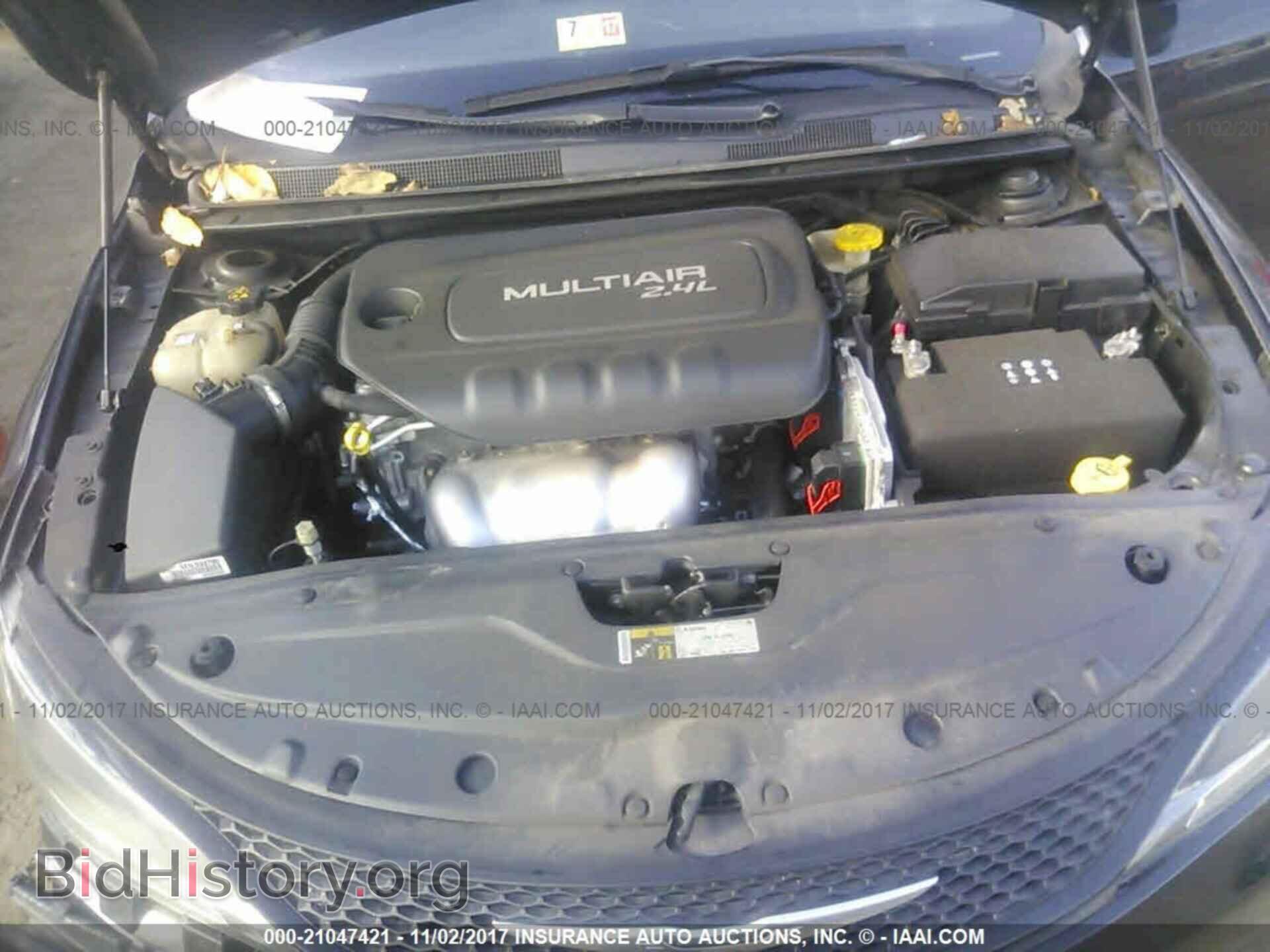 2015 Chrysler 200 - VIN: 1C3CCCBB5FN585159 - Фото 10