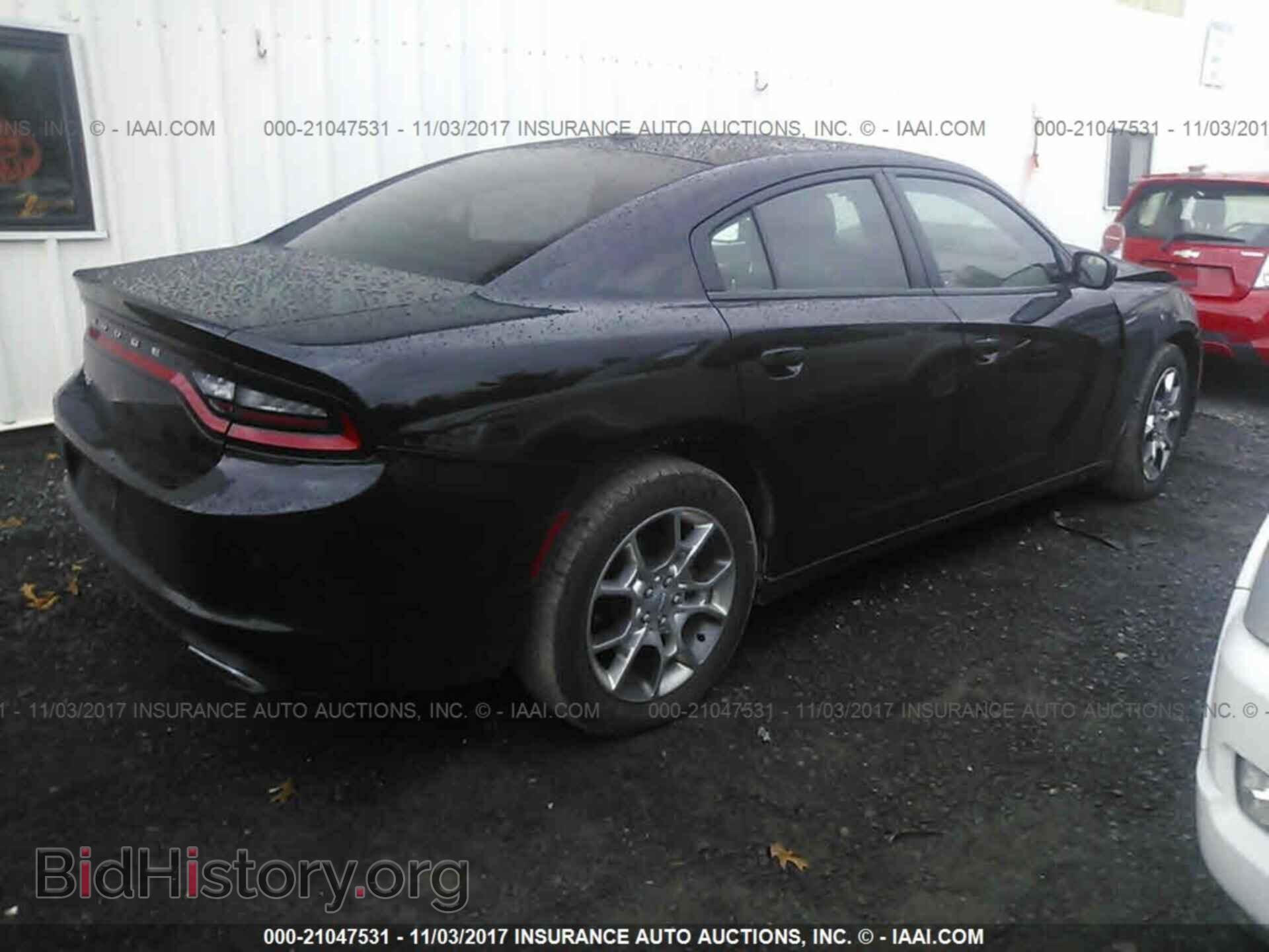2015 Dodge Charger - VIN: 2C3CDXFG5FH742675 - Photo 4