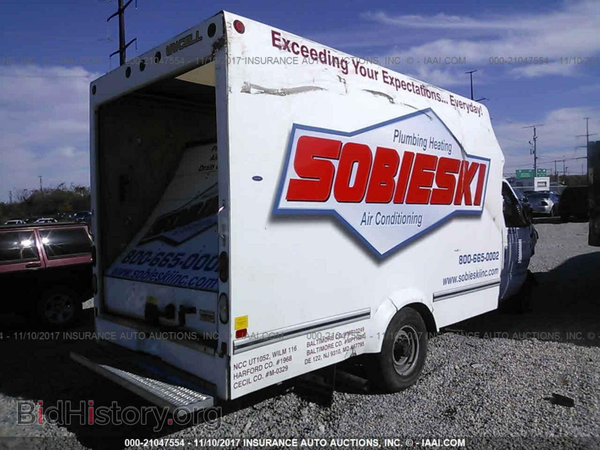 2014 Ford Econoline - VIN: 1FDWE3FL7EDA64739 - Фото 4