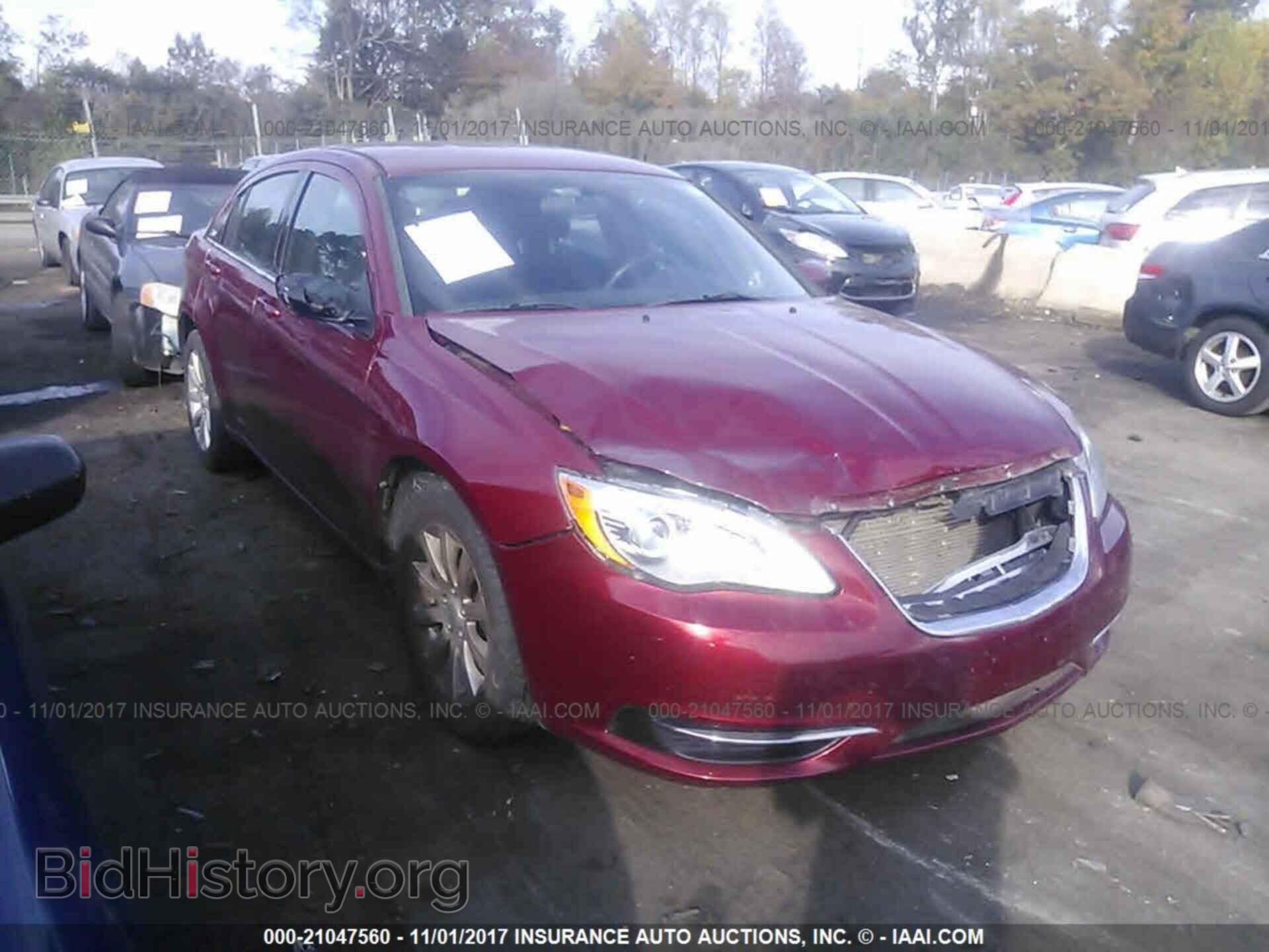 Photo 1C3CCBBG9DN532077 - Chrysler 200 2013