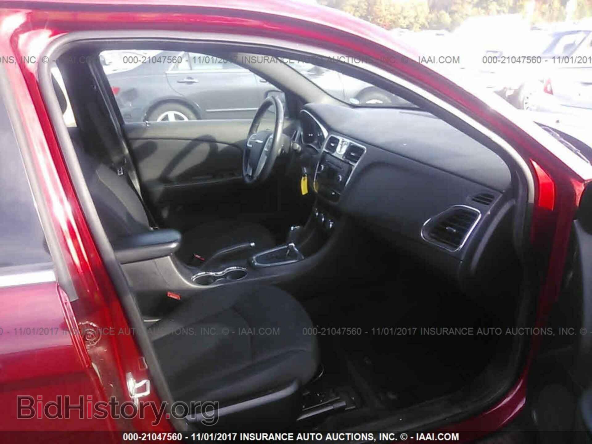 2013 Chrysler 200 - VIN: 1C3CCBBG9DN532077 - Photo 5