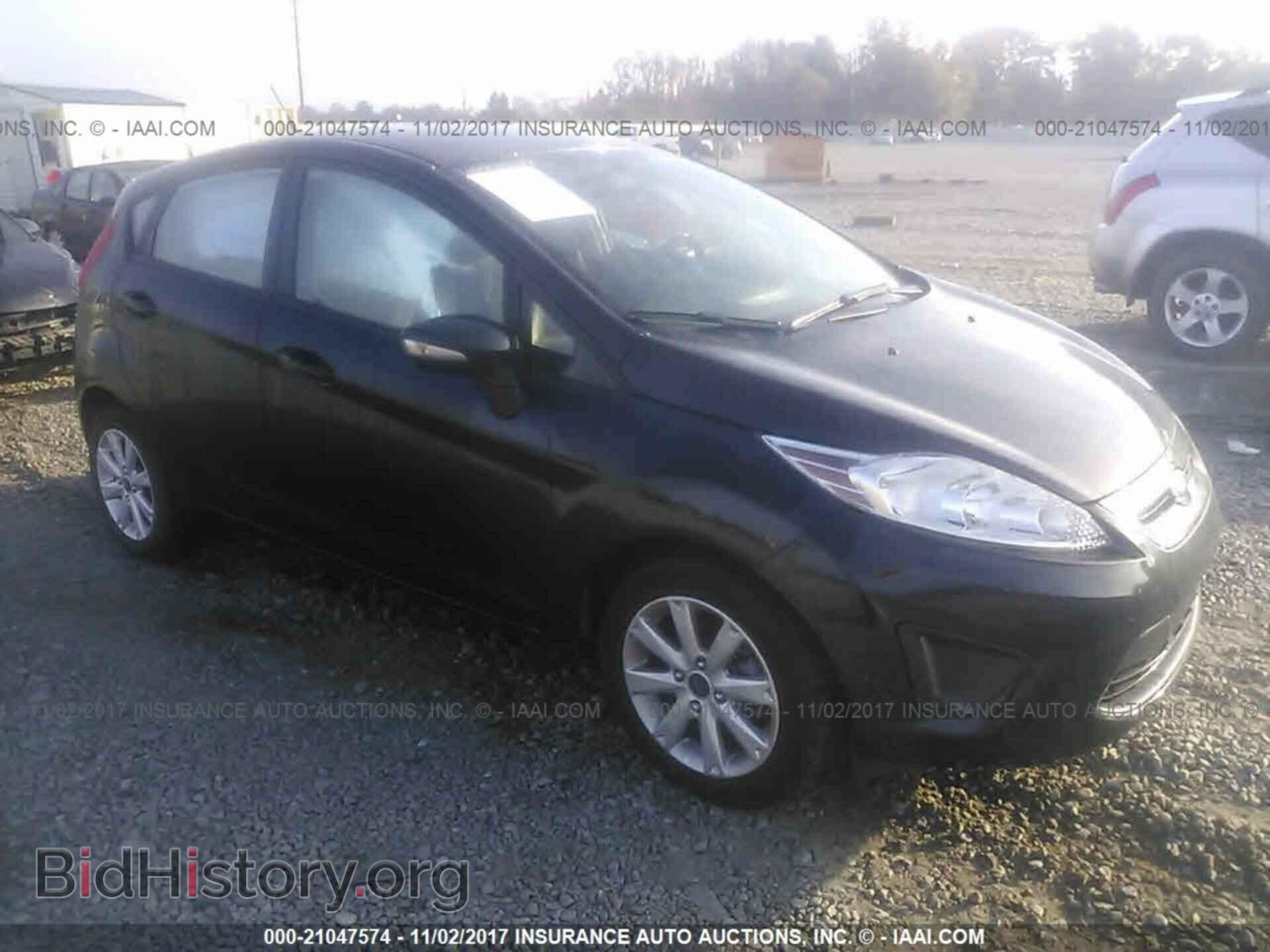 Photo 3FADP4EJ2DM224031 - Ford Fiesta 2013