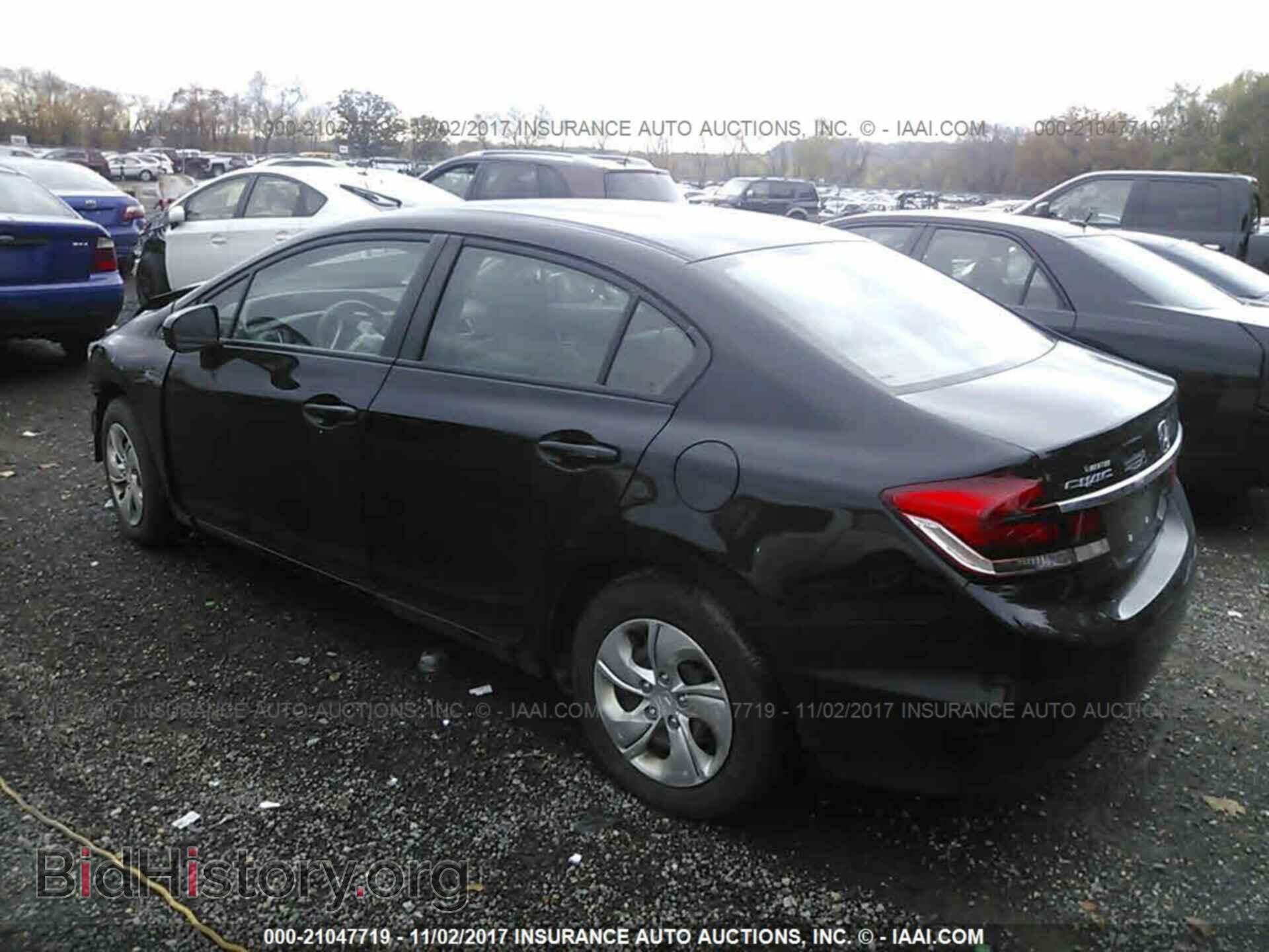 2014 Honda Civic - VIN: 19XFB2F57EE007528 - Фото 3