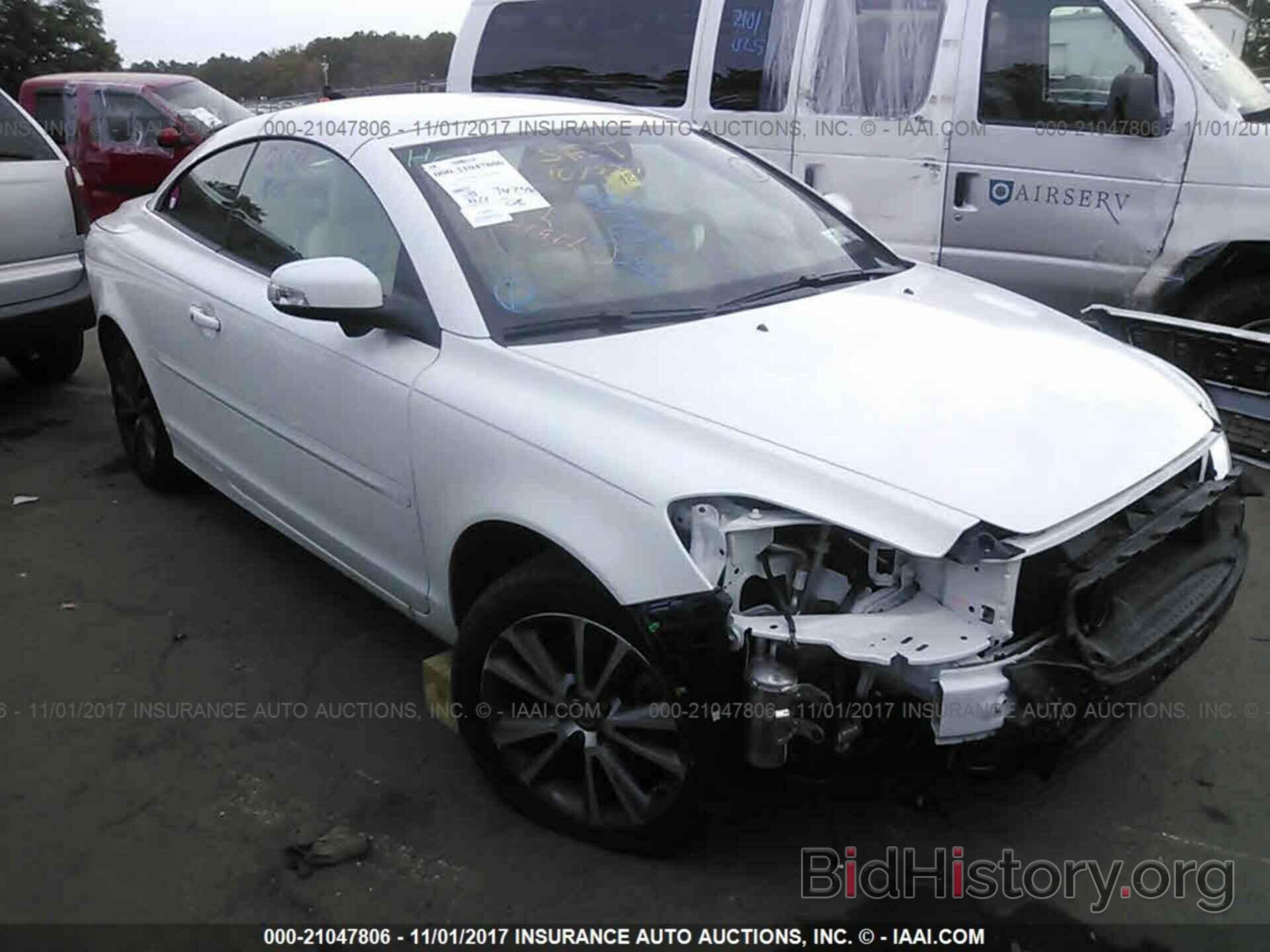 Photo YV1672MC1BJ109936 - Volvo C70 2011