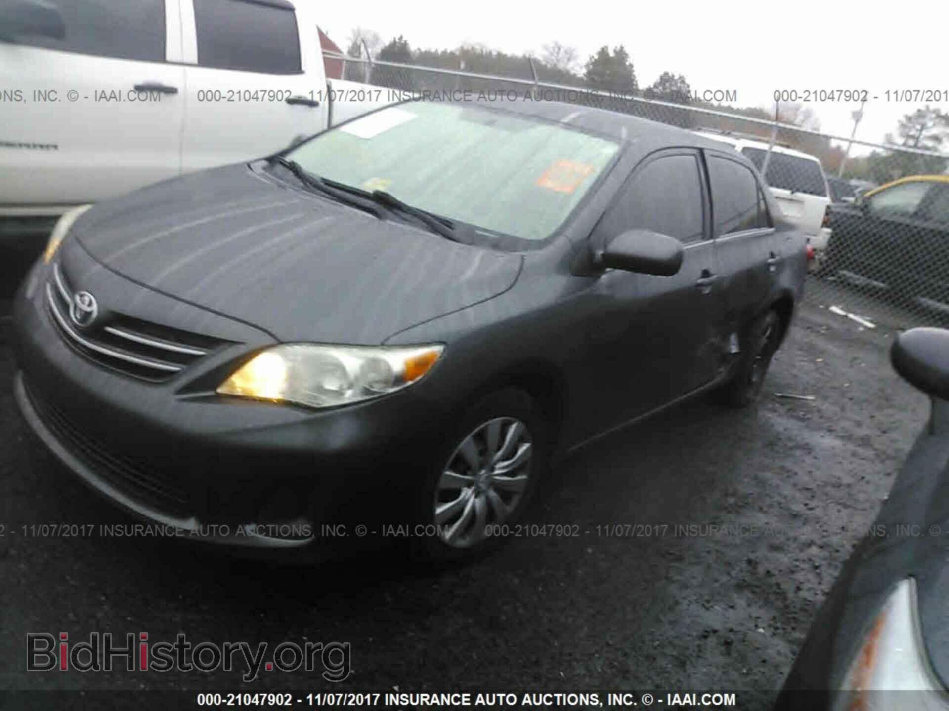 2013 Toyota Corolla - VIN: 2T1BU4EE7DC965300 - Photo 2