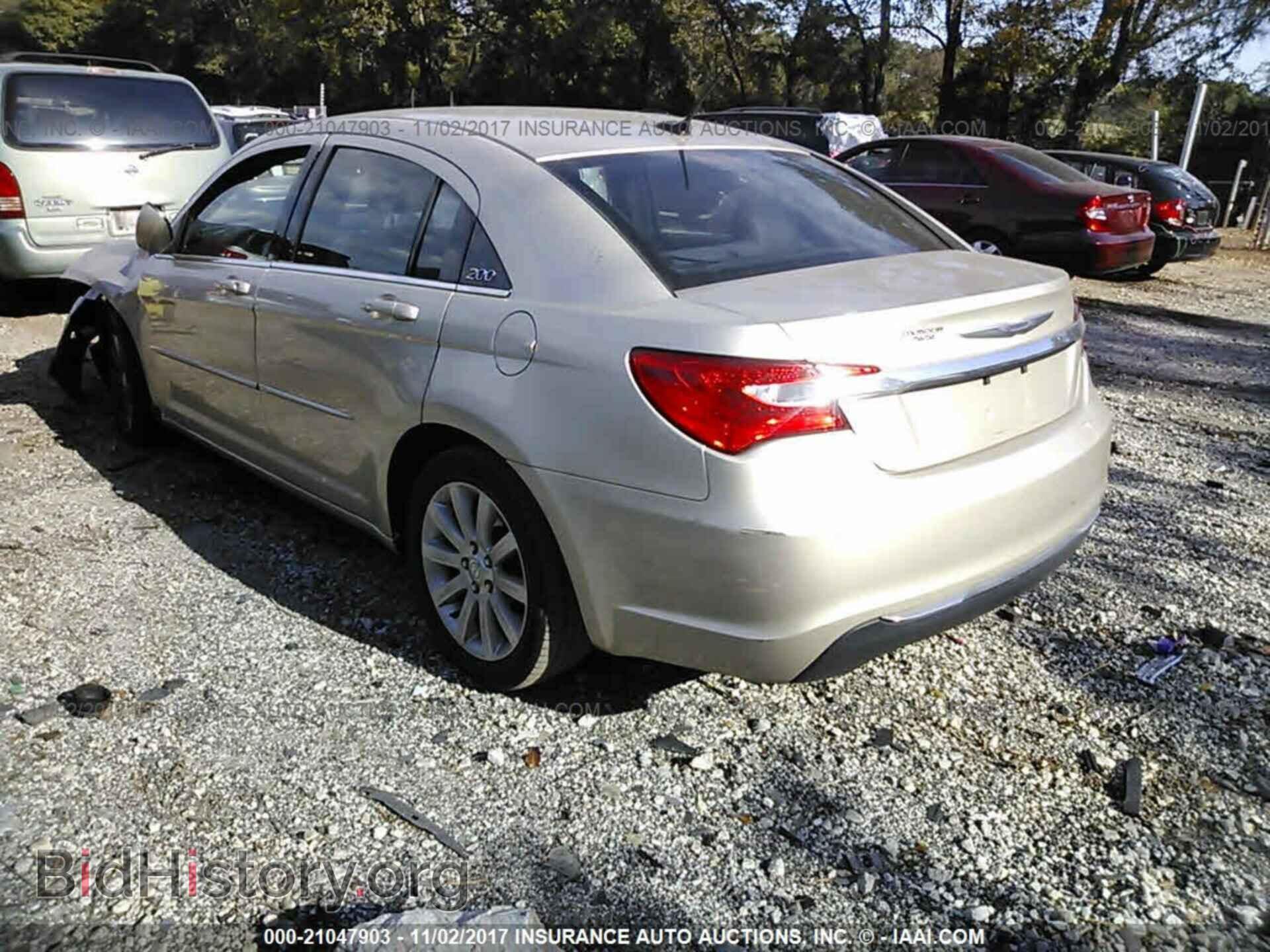 2013 Chrysler 200 - VIN: 1C3CCBBB1DN721844 - Фото 3