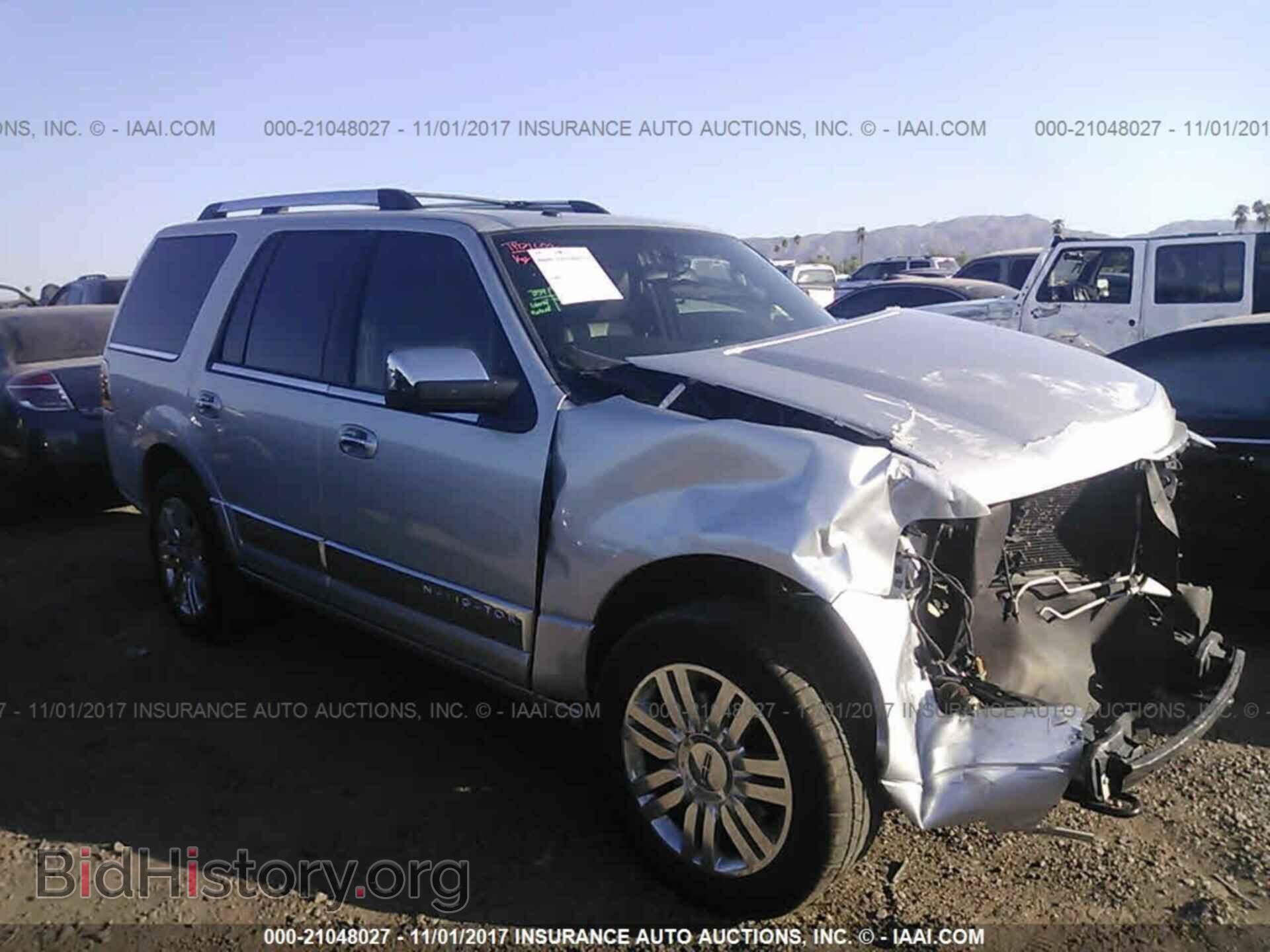 Photo 5LMJJ2H58DEL09522 - Lincoln Navigator 2013