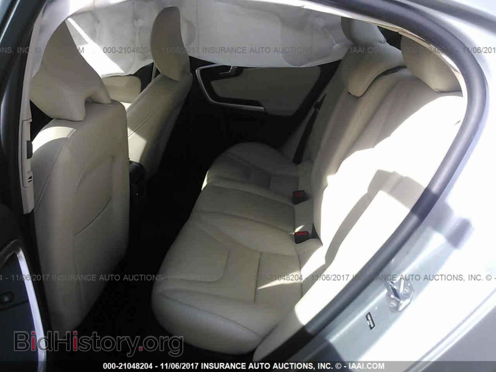 2017 Volvo S60 - VIN: YV126MFL9H2424237 - Фото 8