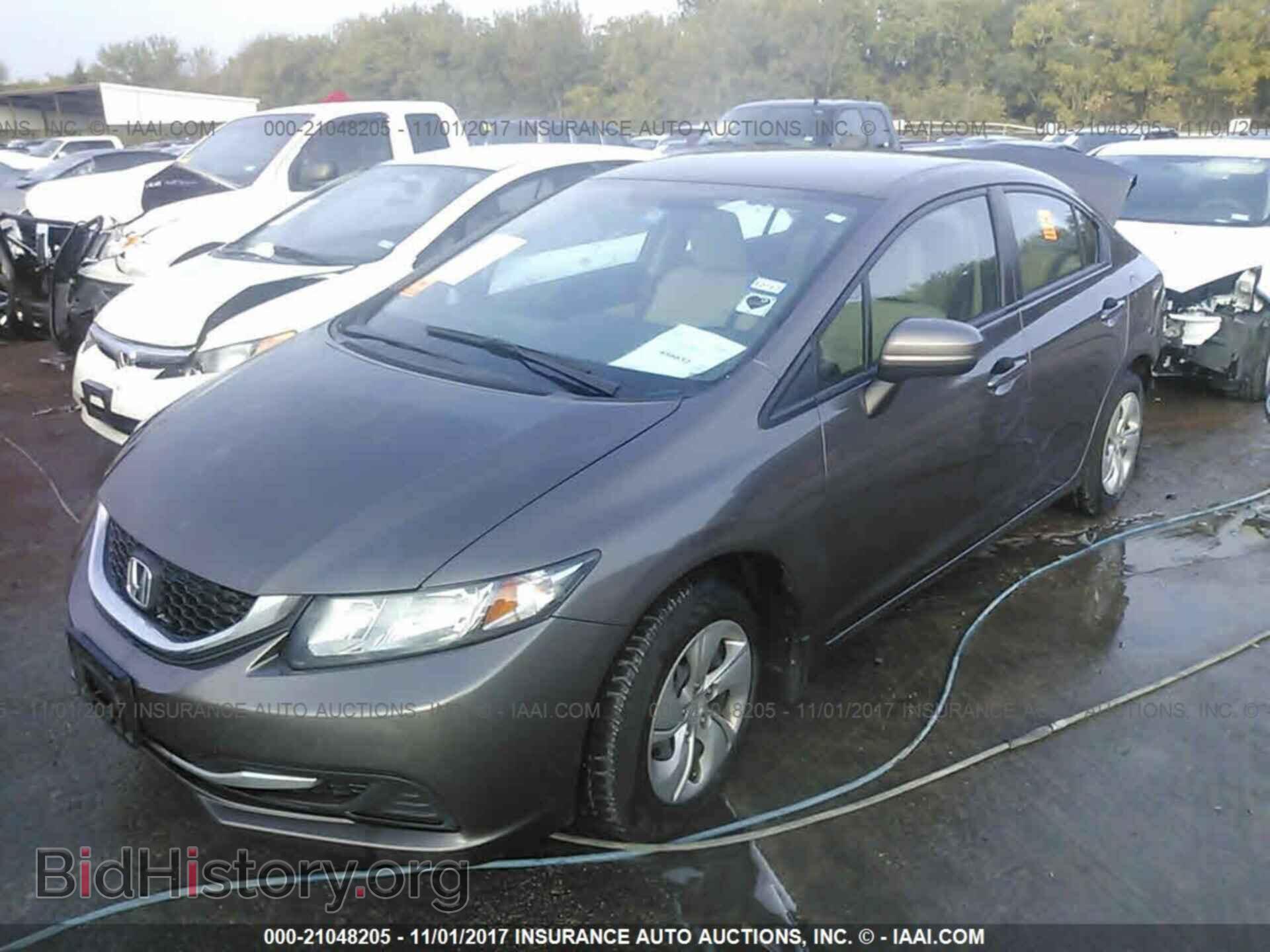 2014 Honda Civic - VIN: 2HGFB2F54EH517812 - Фото 2