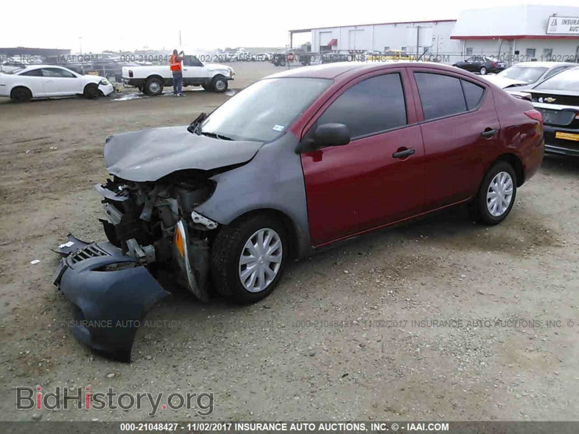 2014 Nissan Versa - VIN: 3N1CN7AP4EL832487 - Photo 2