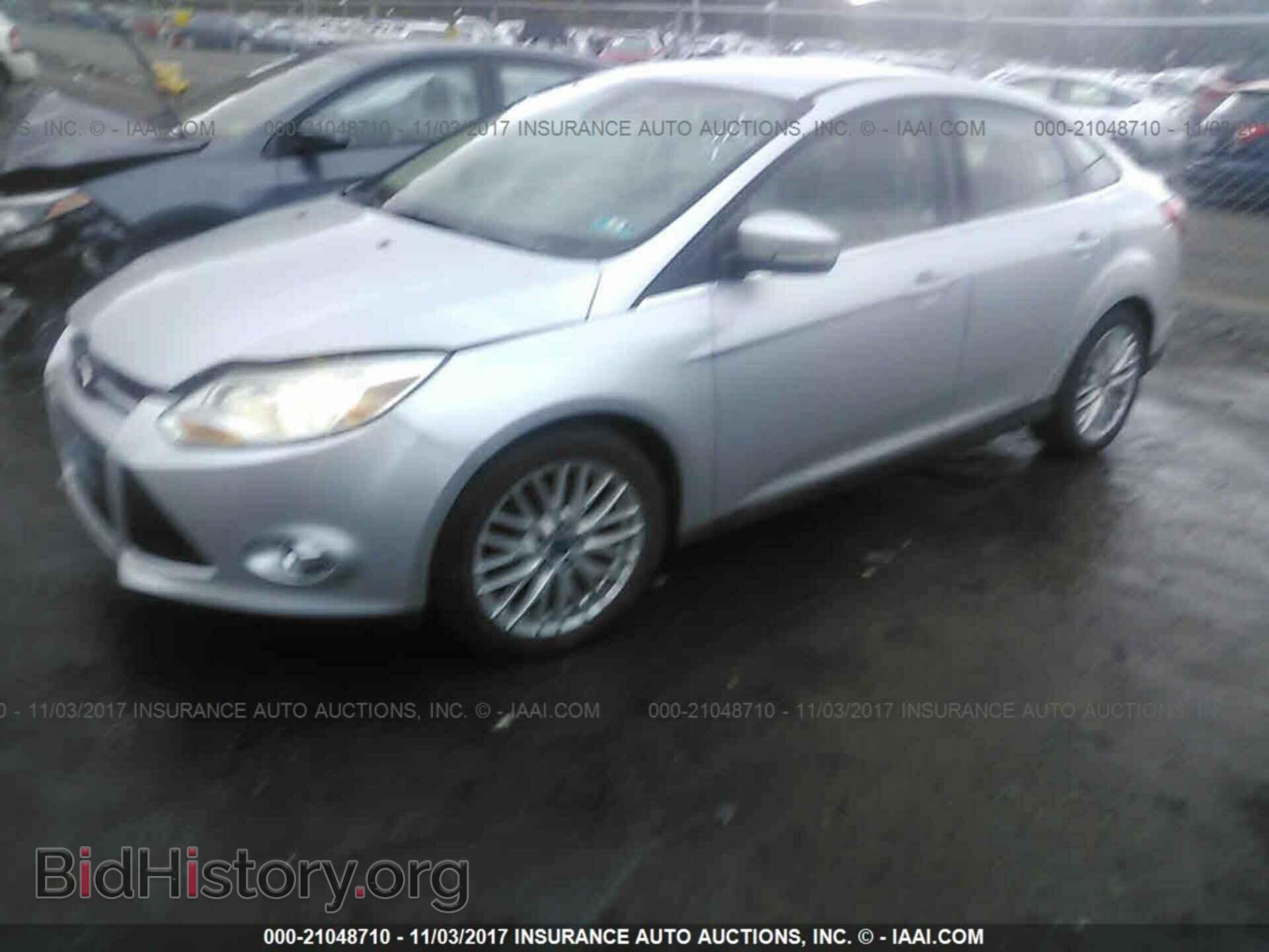 2012 Ford Focus - VIN: 1FAHP3H21CL357900 - Фото 2