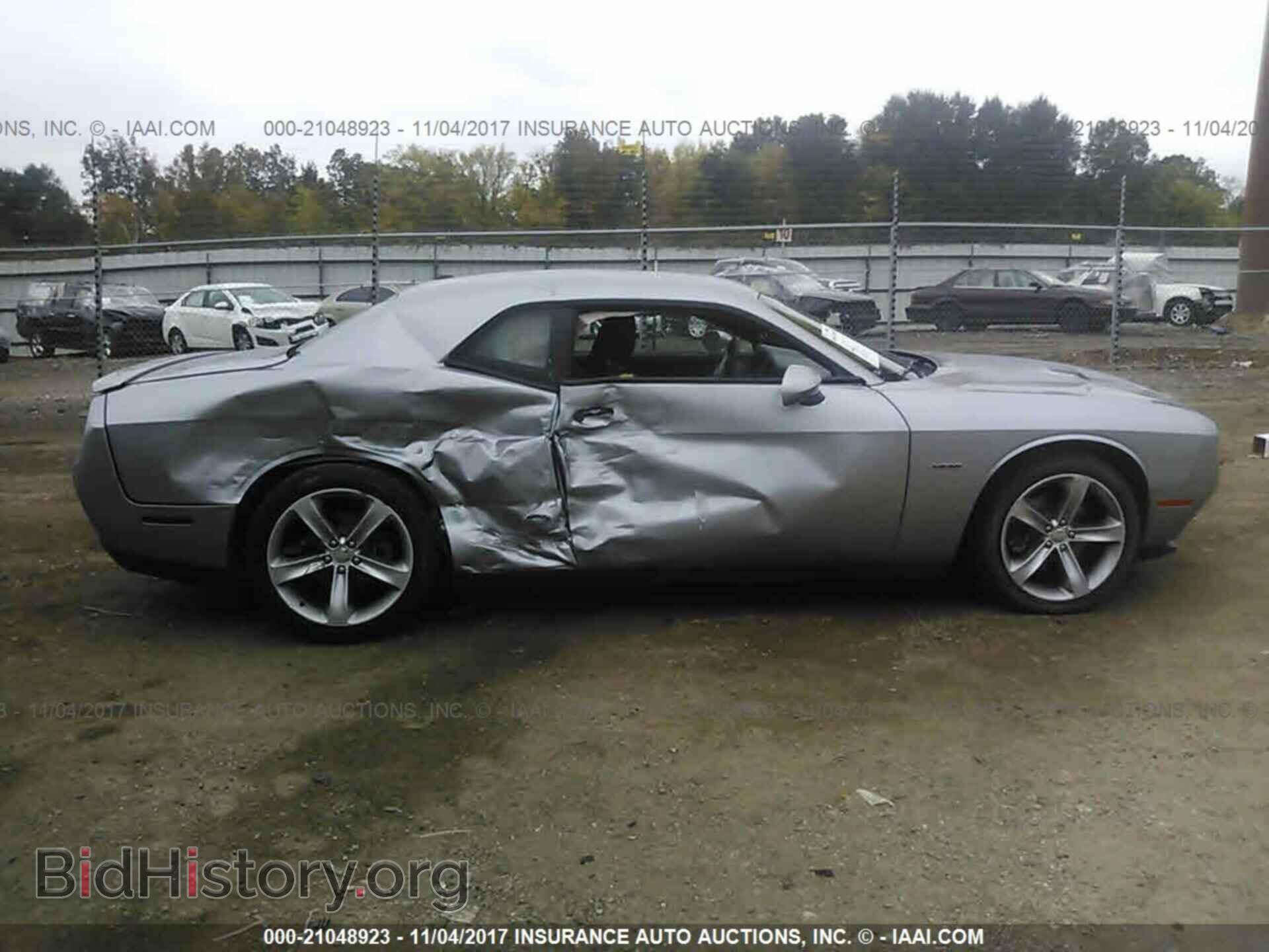 2015 Dodge Challenger - VIN: 2C3CDZAT8FH804022 - Photo 6