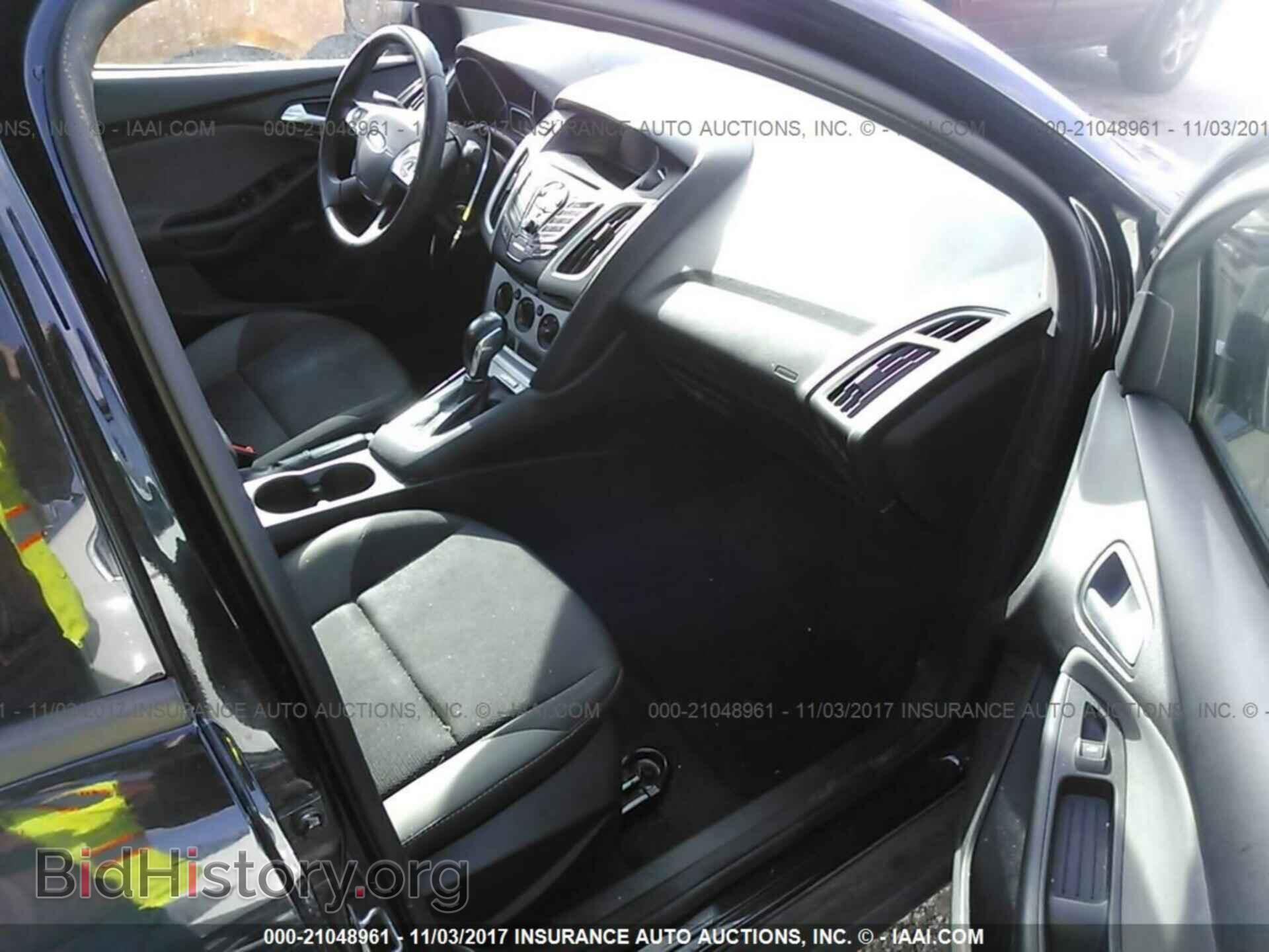 2014 Ford Focus - VIN: 1FADP3F29EL348351 - Photo 5