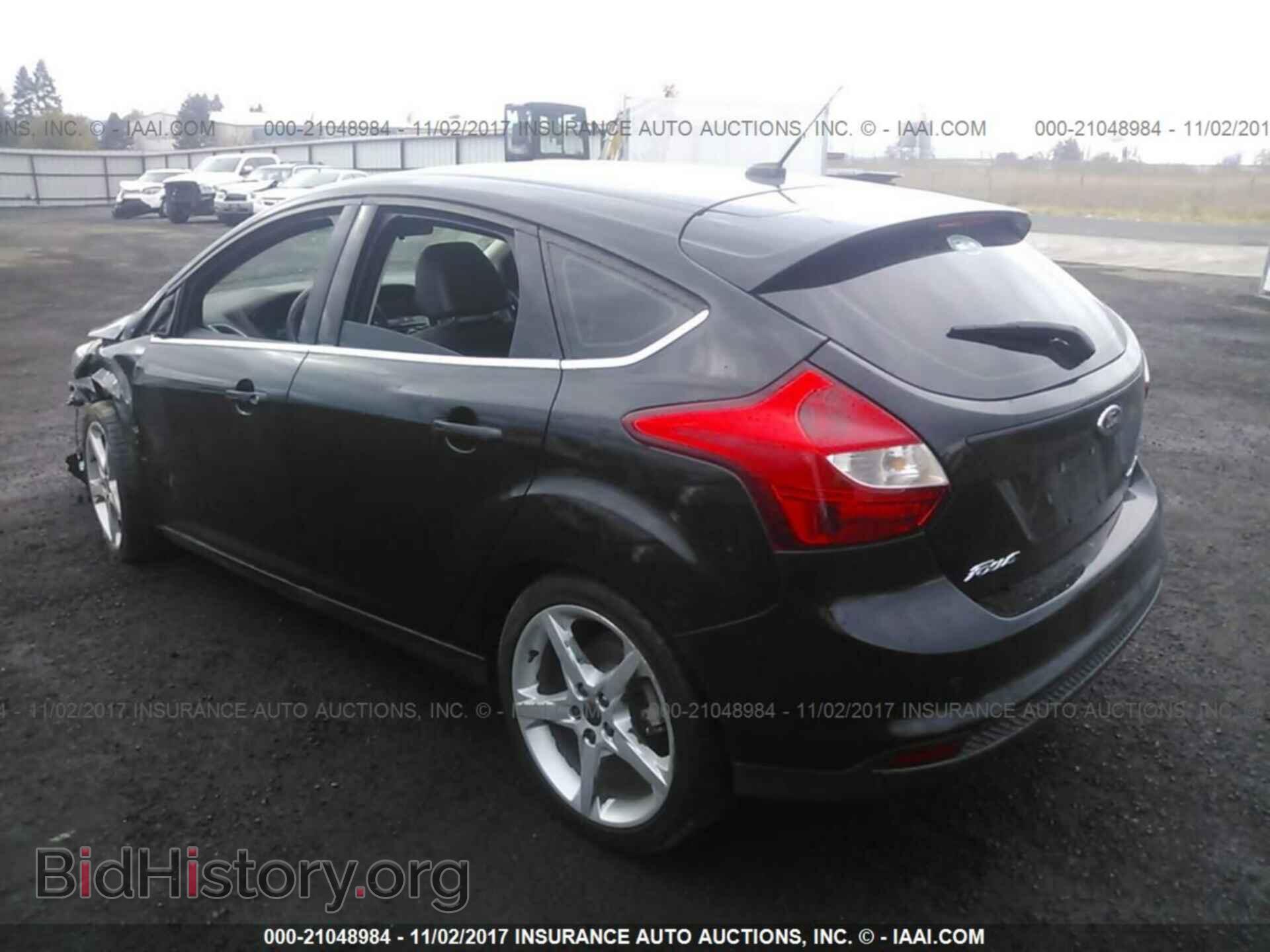 2014 Ford Focus - VIN: 1FADP3N2XEL330345 - Photo 3