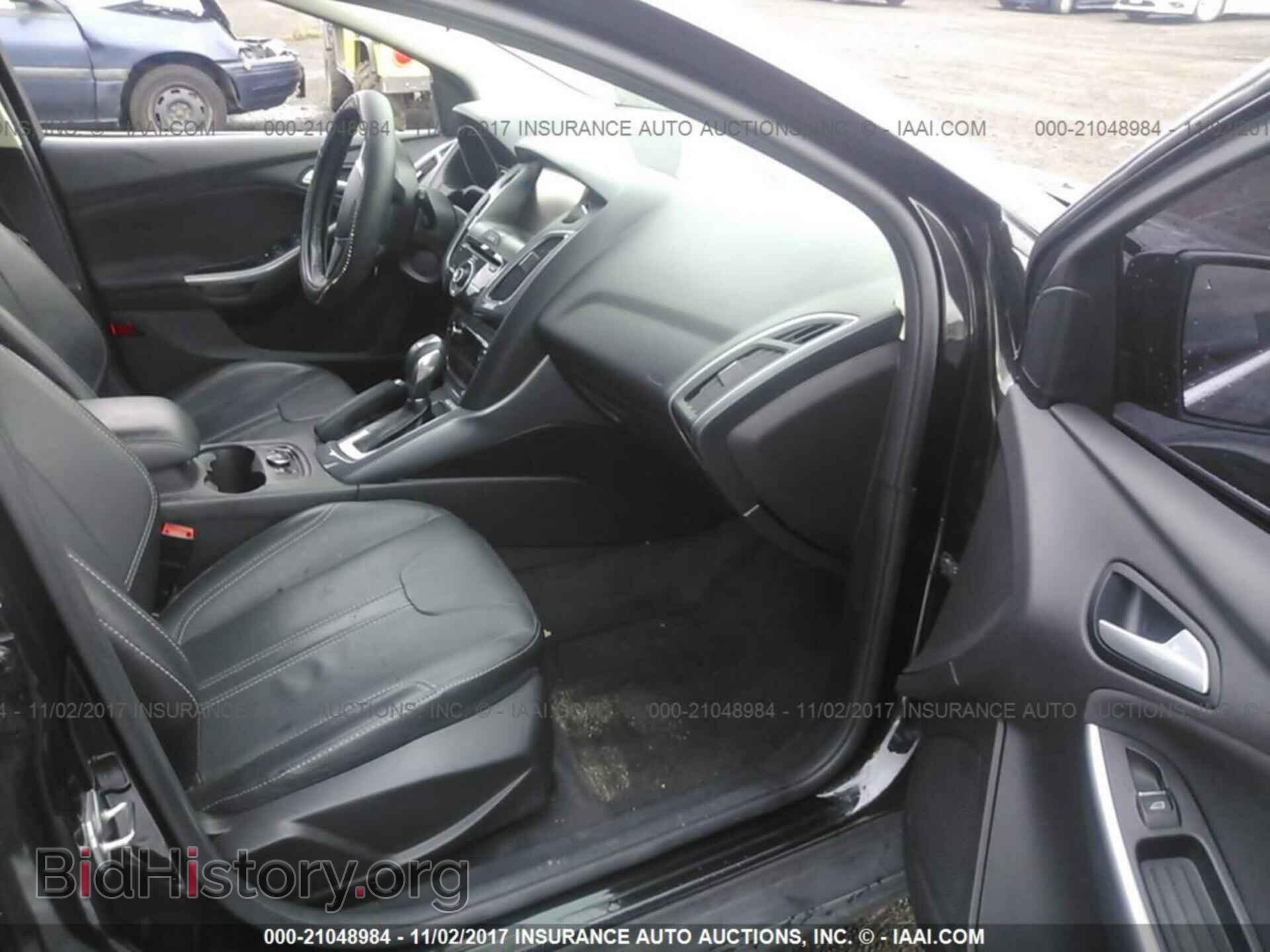 2014 Ford Focus - VIN: 1FADP3N2XEL330345 - Photo 5