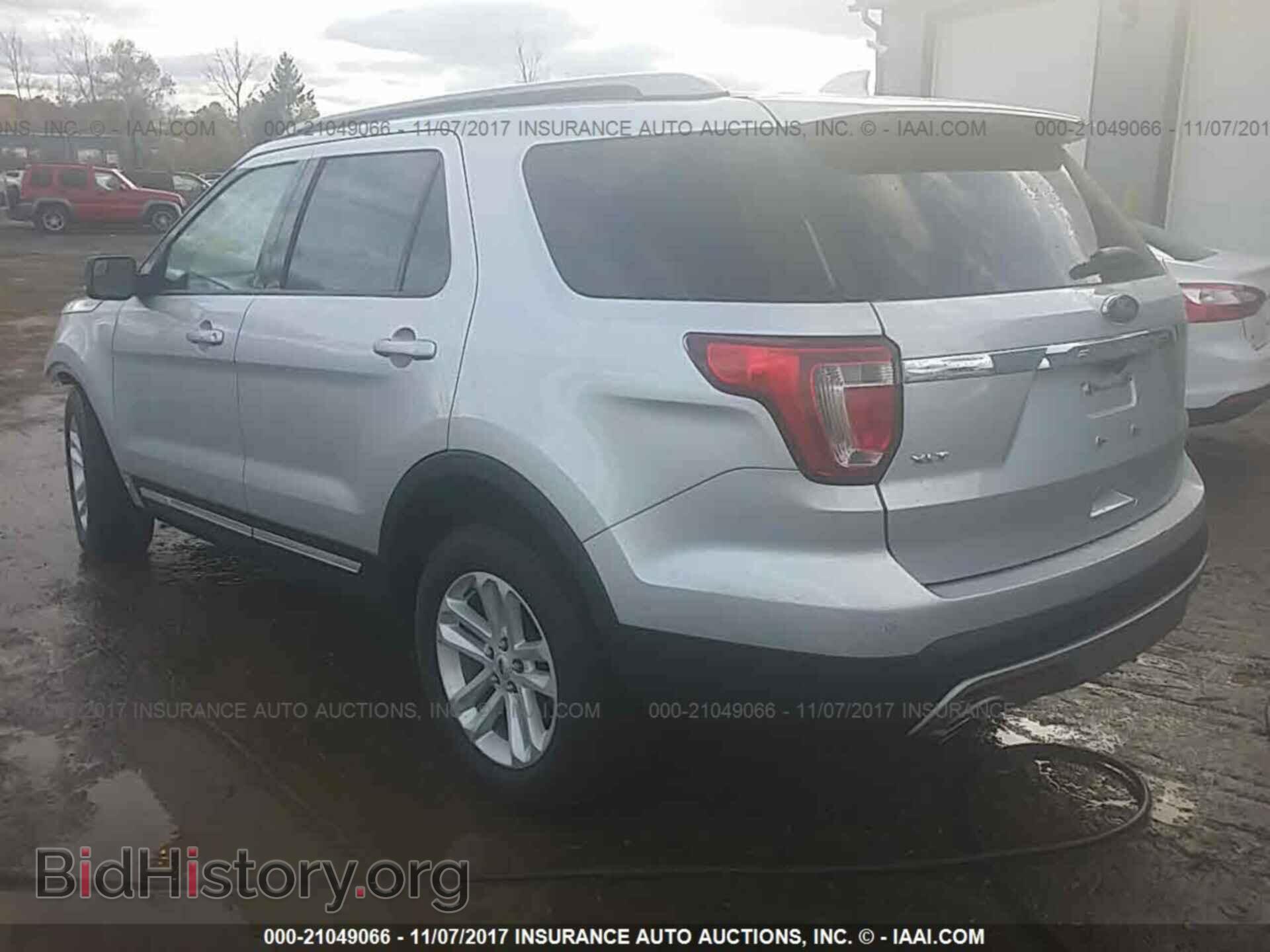 2017 Ford Explorer - VIN: 1FM5K7D89HGA98260 - Фото 3