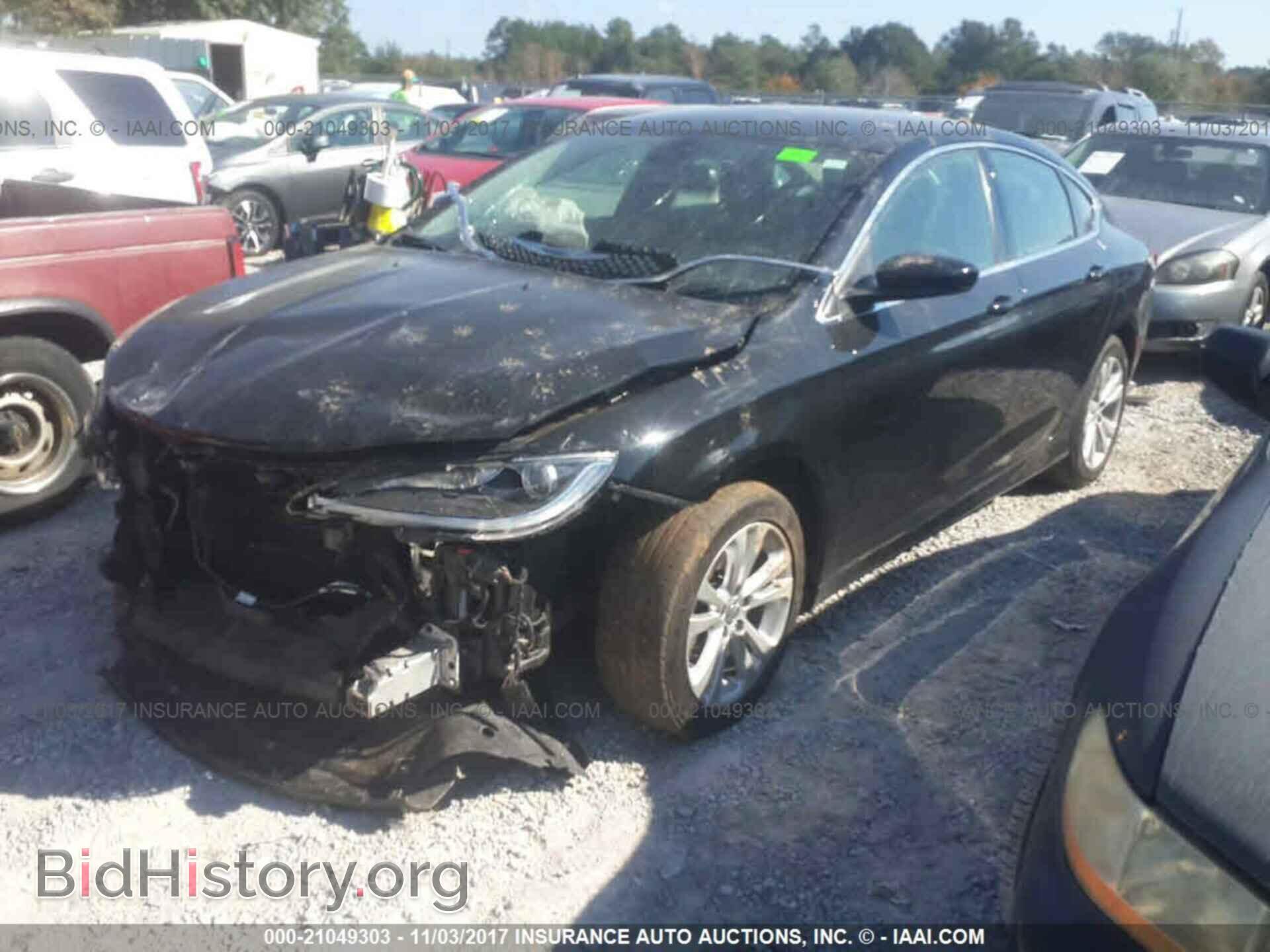 2015 Chrysler 200 - VIN: 1C3CCCAB6FN747592 - Фото 2