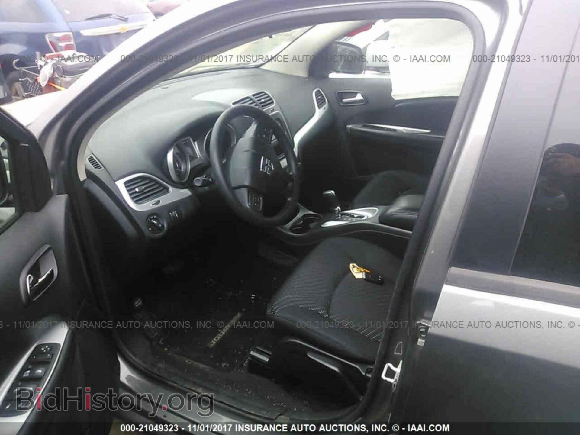 2012 Dodge Journey - VIN: 3C4PDCBG8CT305011 - Фото 5