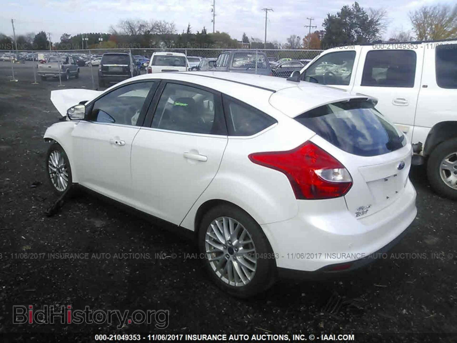 2014 Ford Focus - VIN: 1FADP3N22EL329688 - Фото 3