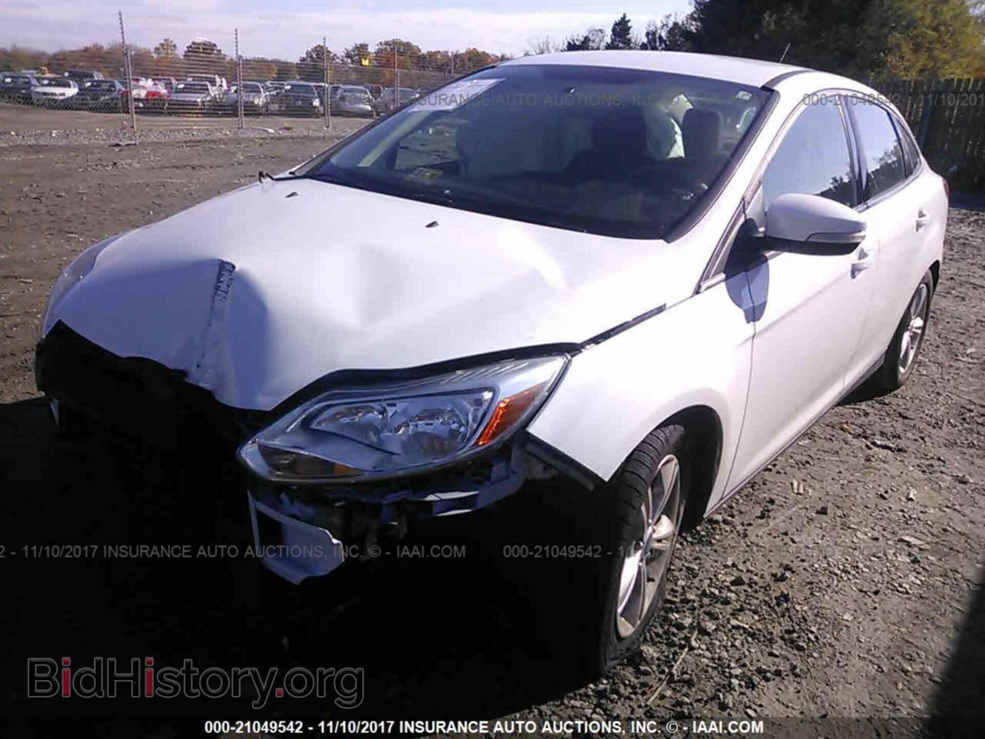 2014 Ford Focus - VIN: 1FADP3F20EL173374 - Photo 2