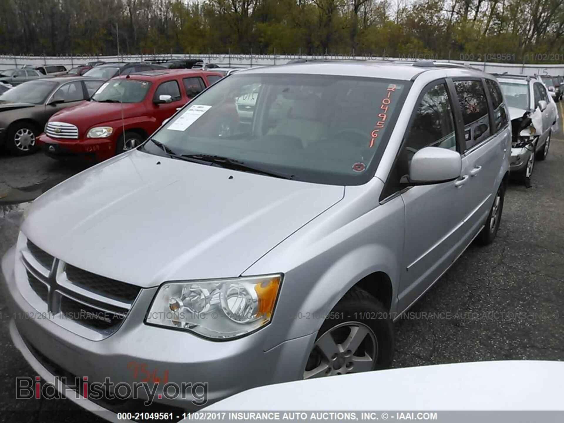 2011 Dodge Grand caravan - VIN: 2D4RN5DG7BR755350 - Фото 2