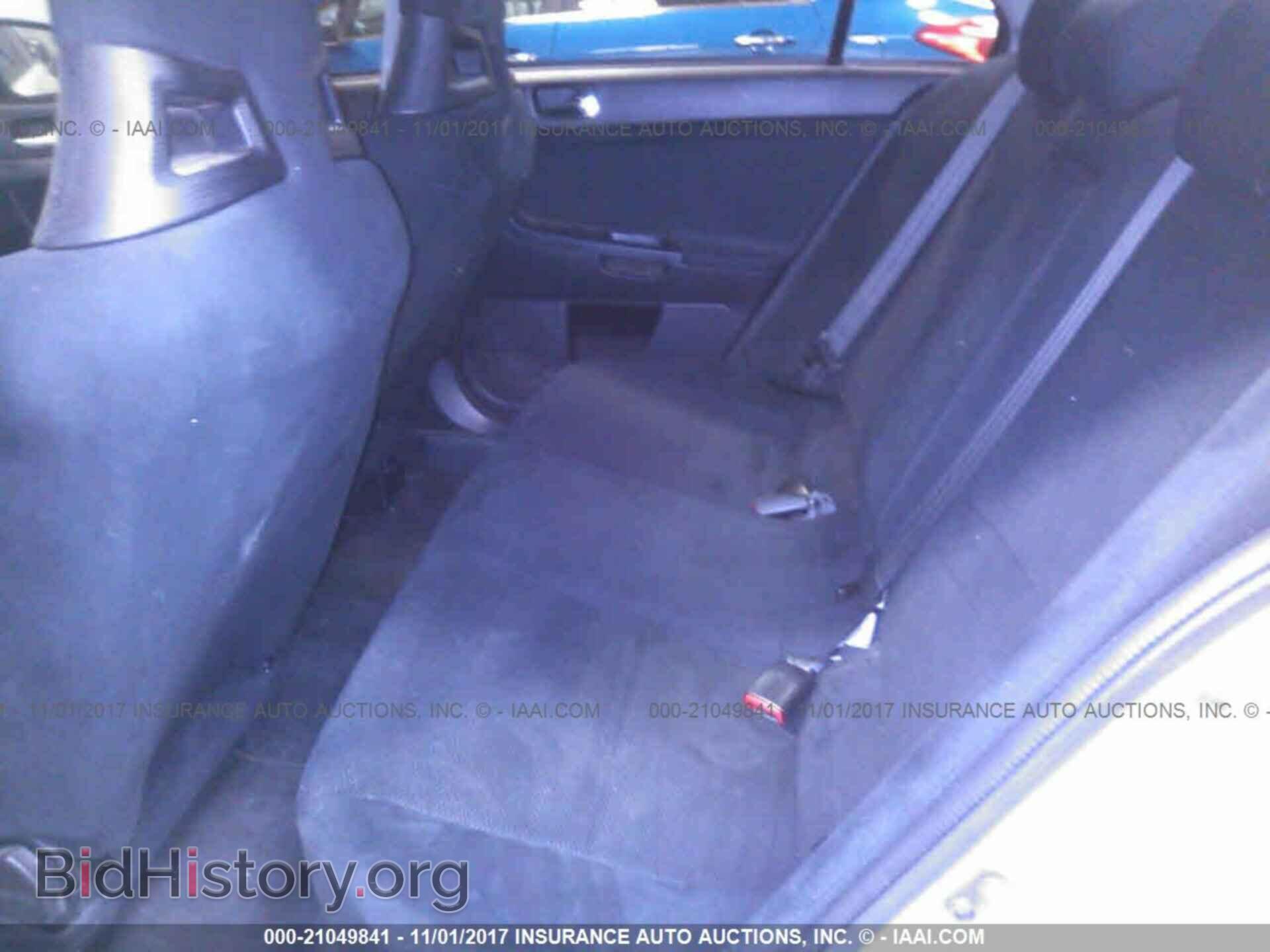 2011 Mitsubishi Lancer - VIN: JA32W8FV9BU009735 - Фото 8