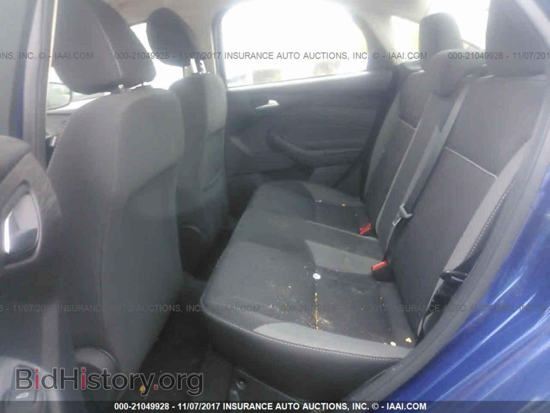 2012 Ford Focus - VIN: 1FAHP3F28CL470942 - Photo 8