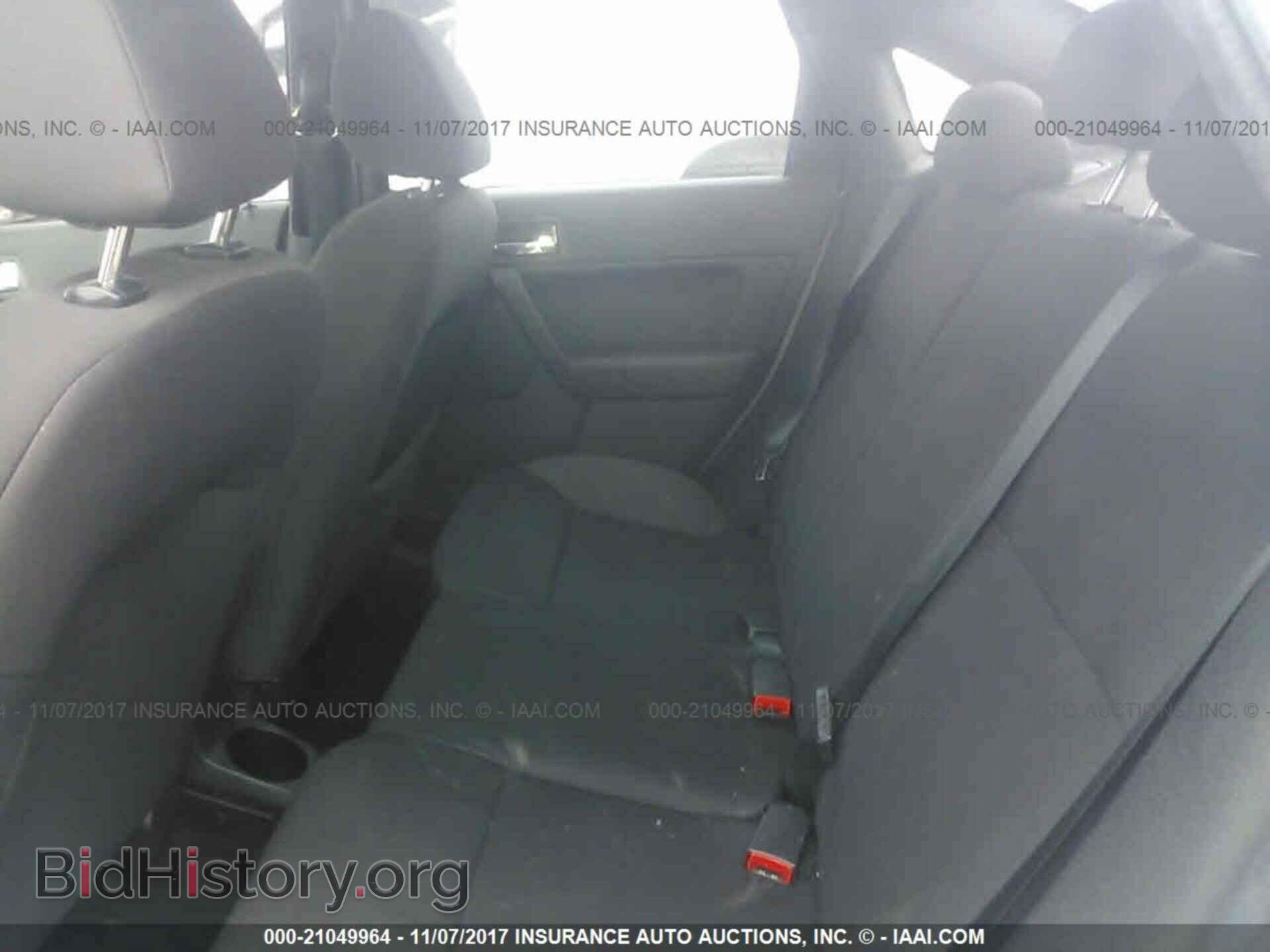 2011 Ford Focus - VIN: 1FAHP3GN1BW166101 - Фото 8